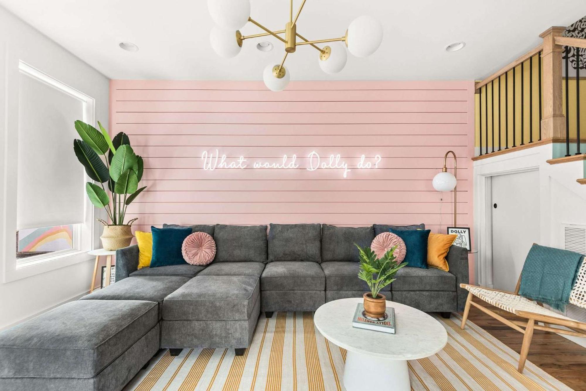 Holiday home The Dolly House 8br Sleeps 24 5min To Dt