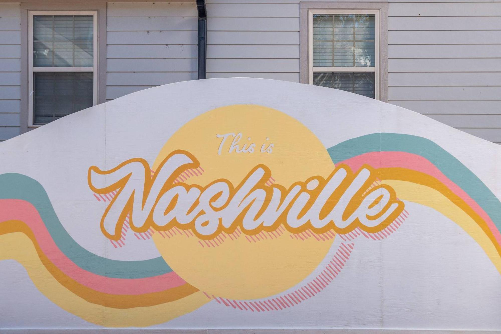 The Dolly House 8br Sleeps 24 5min To Dt Holiday home *