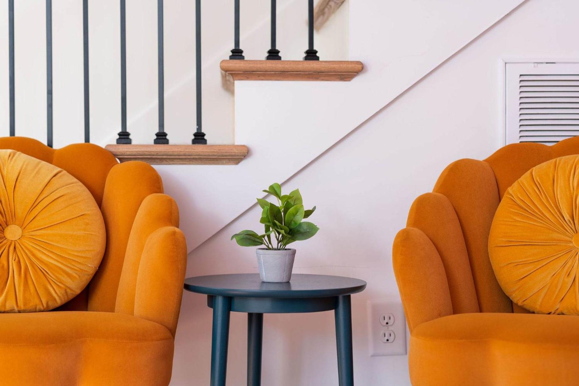 The Dolly House 8br Sleeps 24 5min To Dt Holiday home