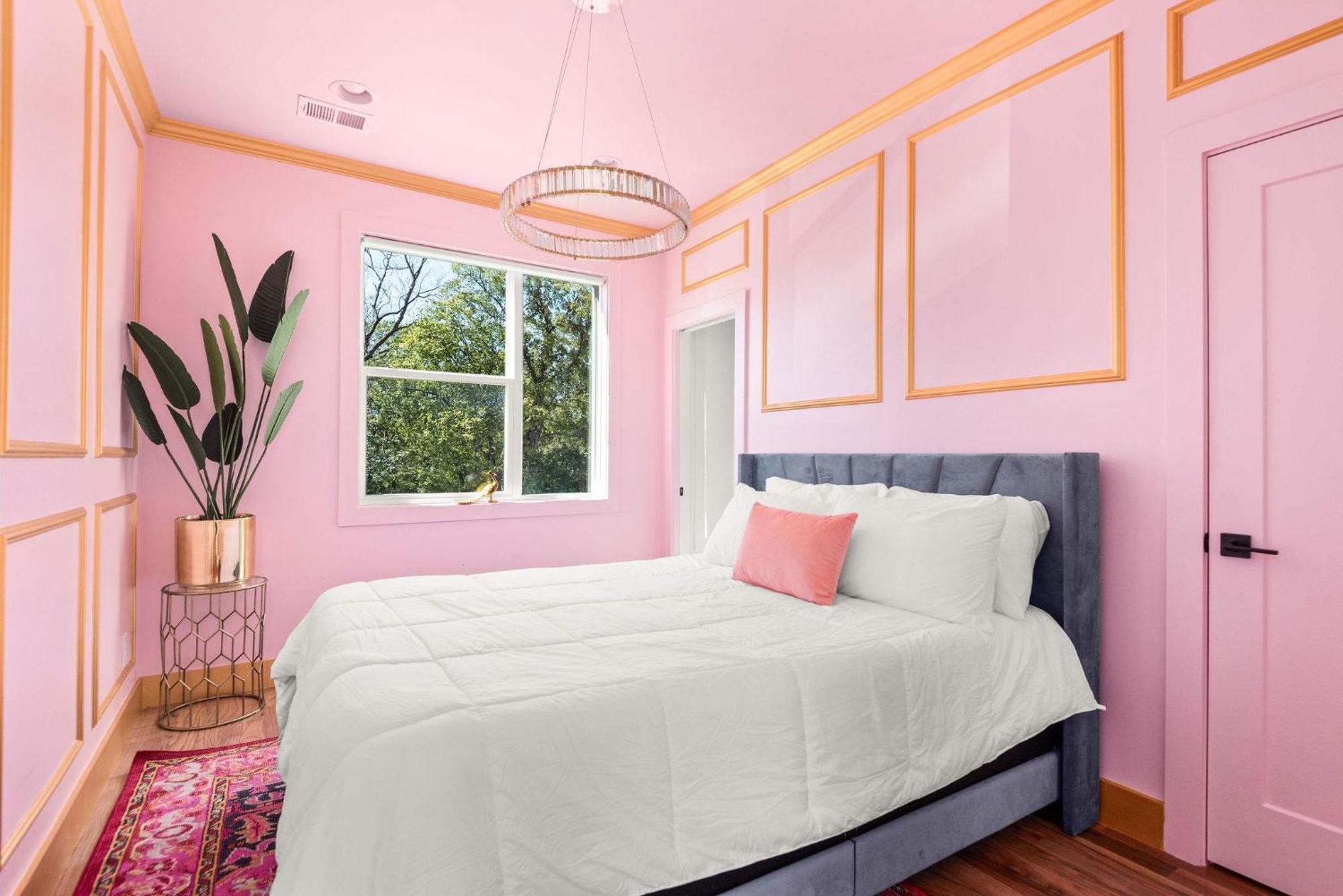 The Dolly House 8br Sleeps 24 5min To Dt *