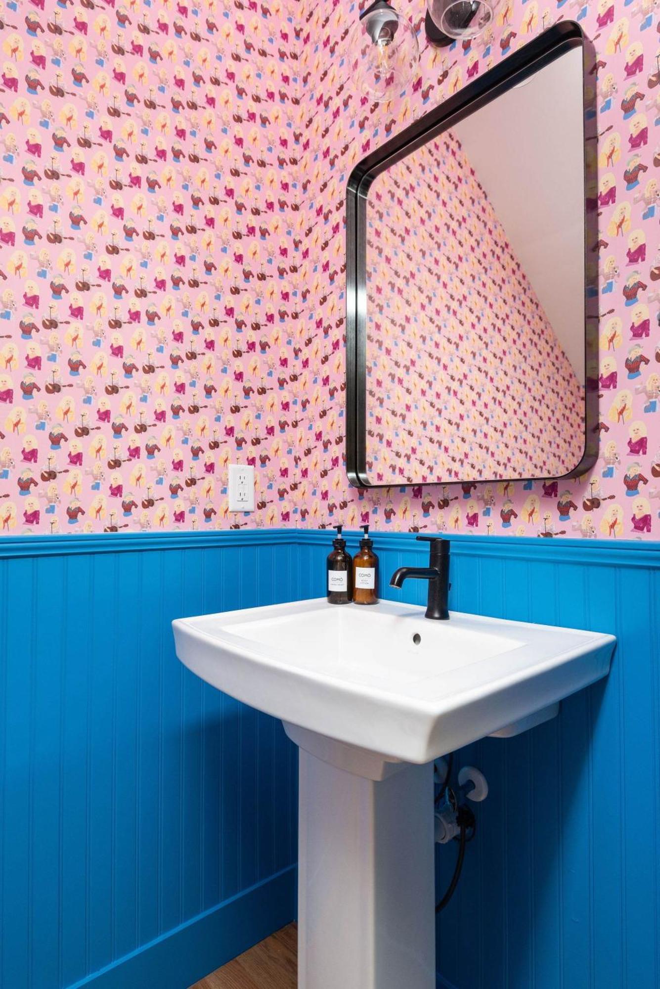 Holiday home The Dolly House 8br Sleeps 24 5min To Dt