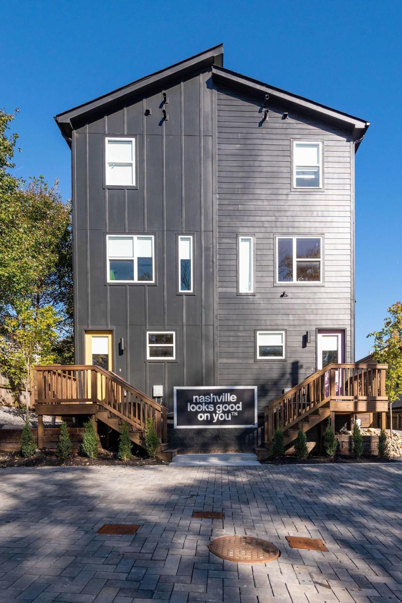 The Dolly House 8br Sleeps 24 5min To Dt Holiday home Nashville