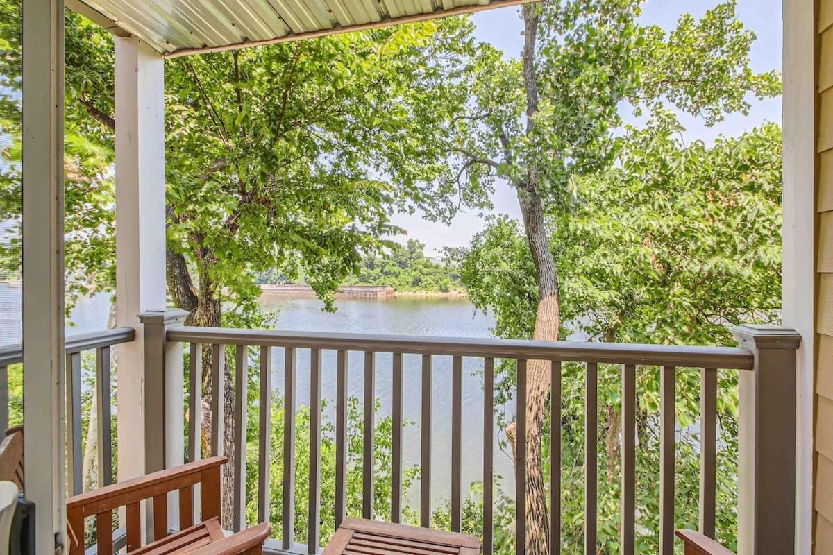 Uncork And Unwind Free Parking Pool Walk To Broadway! Apartment Nashville