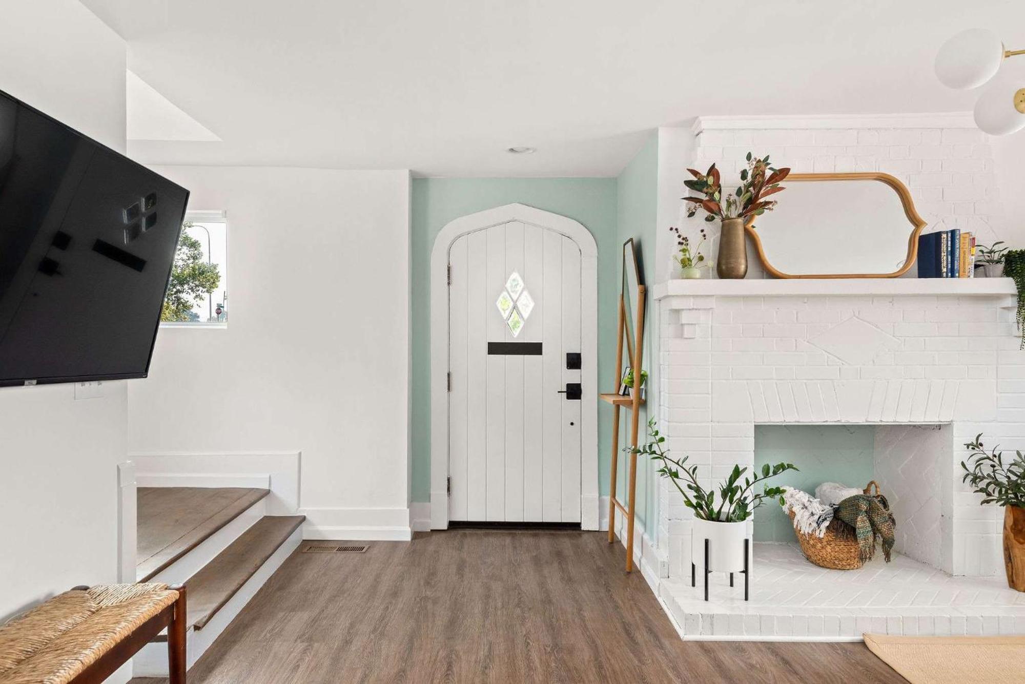 Dolly Johnny Willie Inspired 5 Min From * Nashville