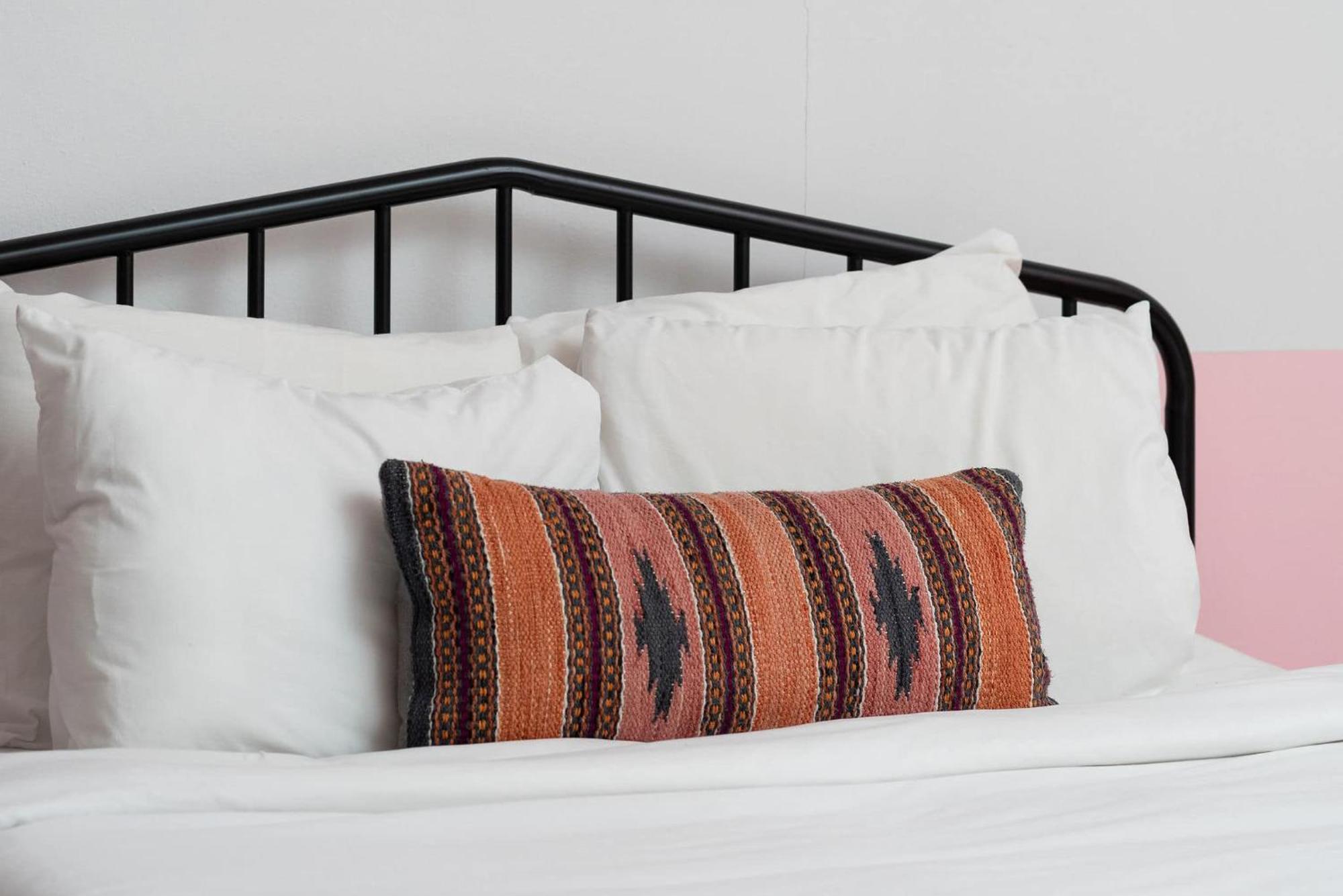 Dolly's Music Row Oasis - Walkable Location Apartment Nashville