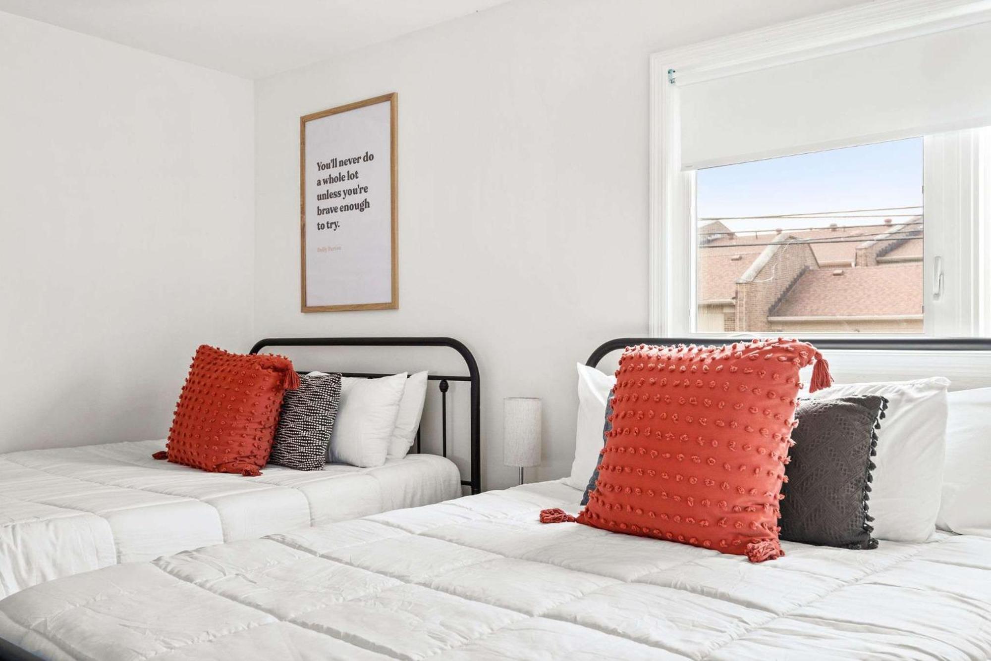 Apartment Dolly's Oasis On Music Row