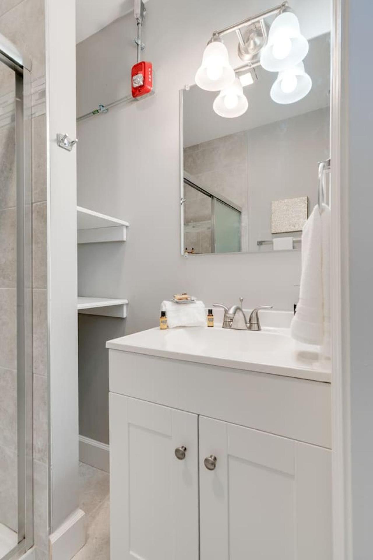 Centennial Park Getaway - 2bdrm Apartment Nashville