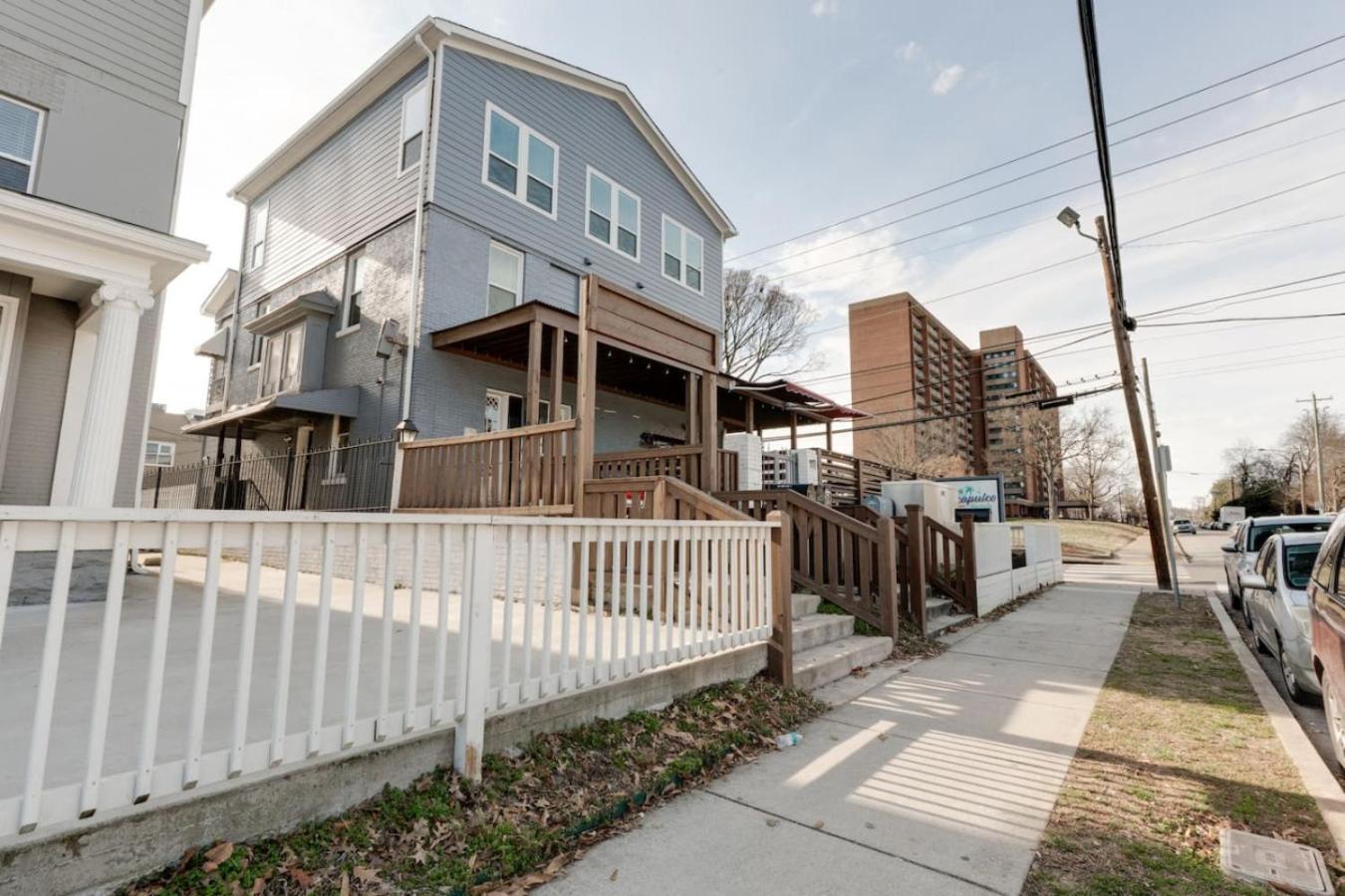 Centennial Park Getaway - 2bdrm Nashville