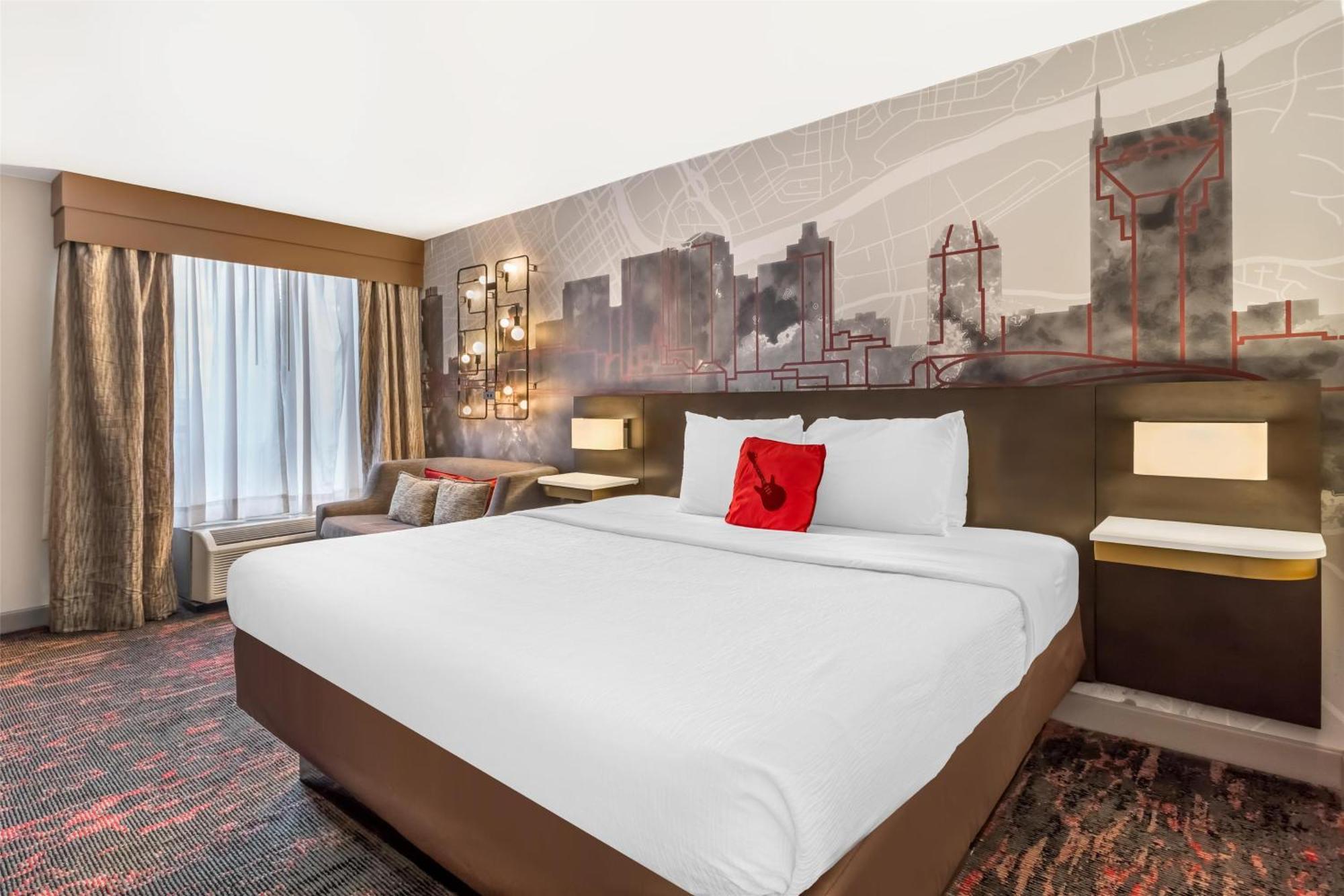 Western Downtown Music Row 3*