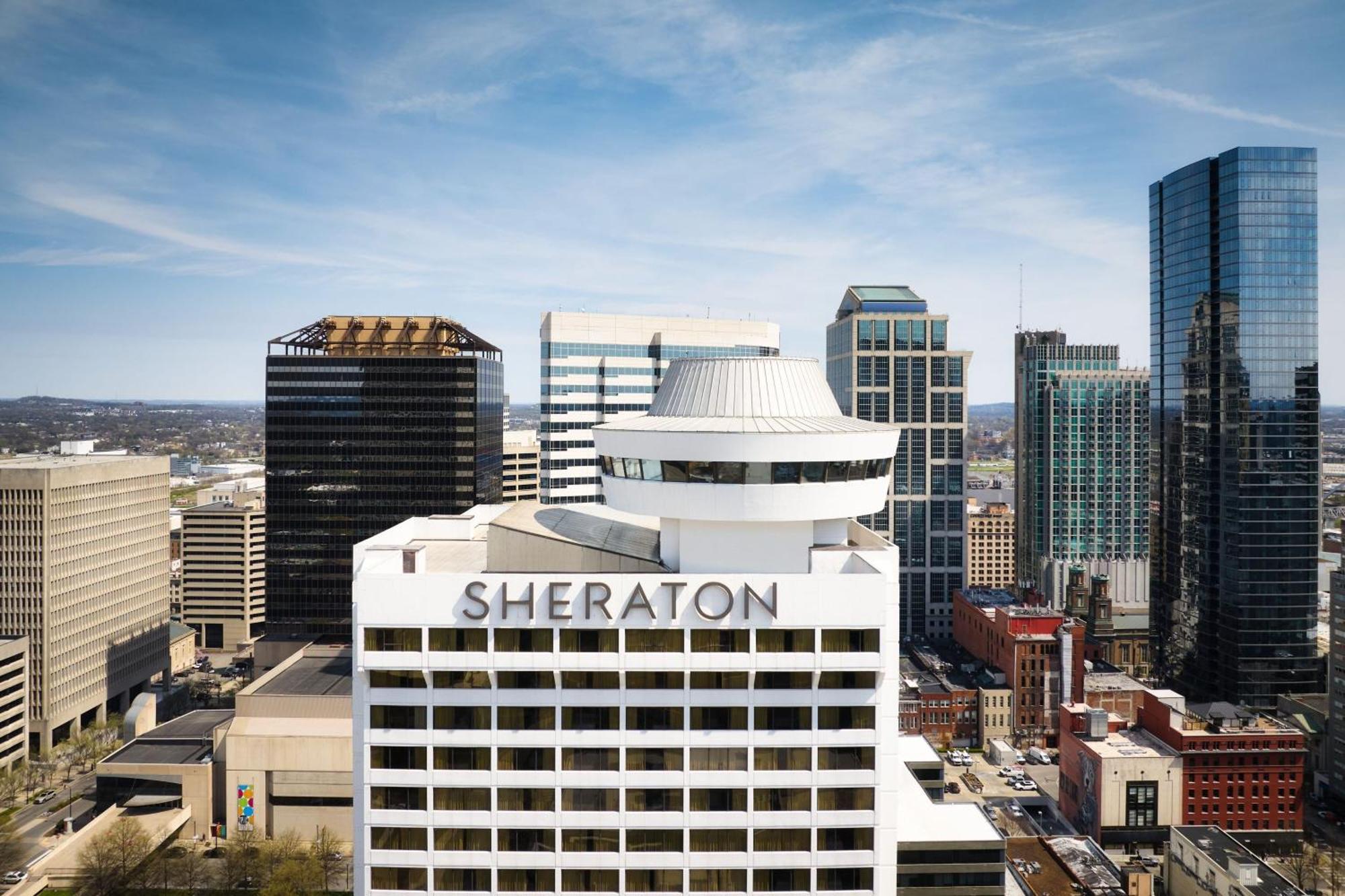 Sheraton Grand Downtown 4*