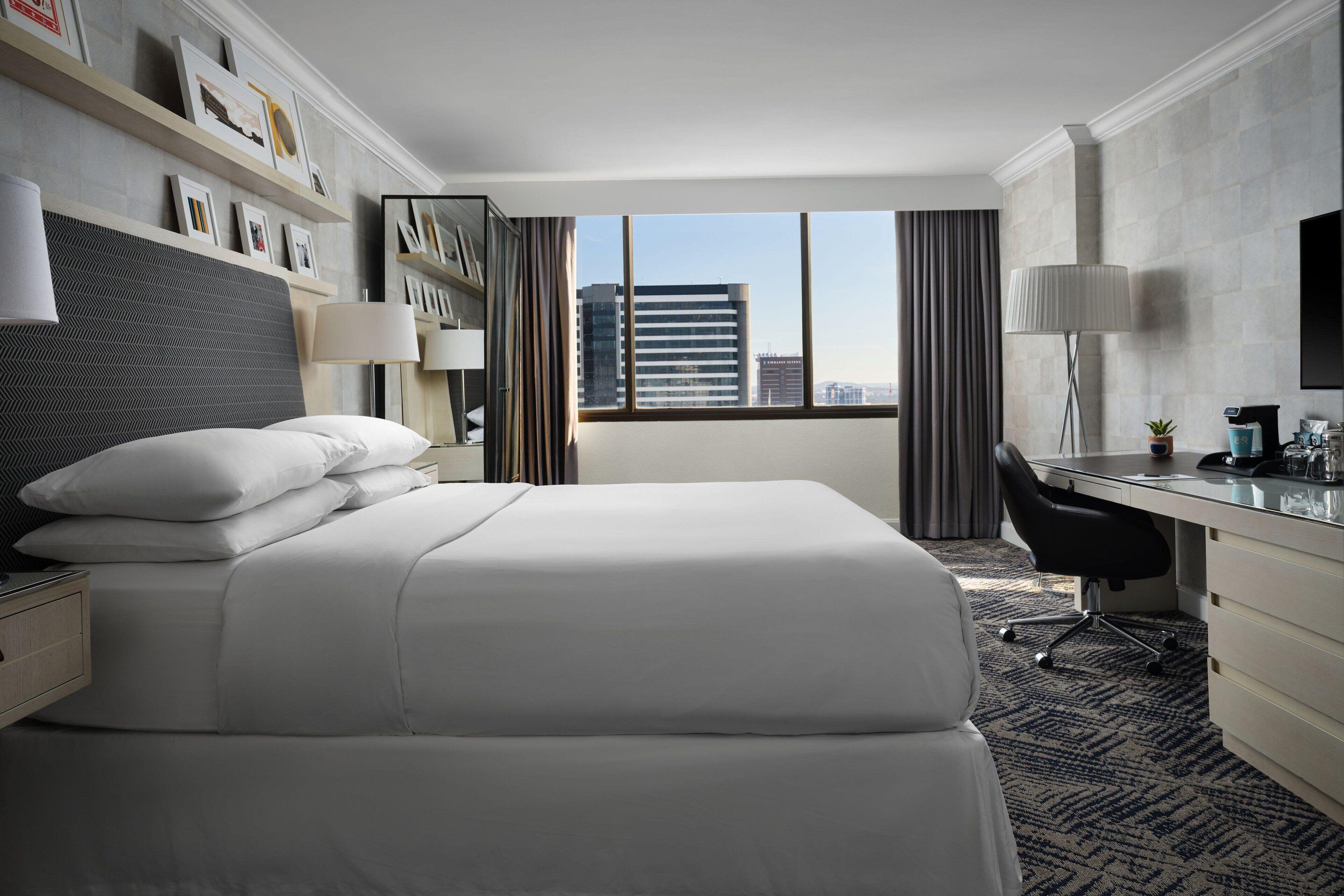 Hotel Sheraton Grand Downtown 4*