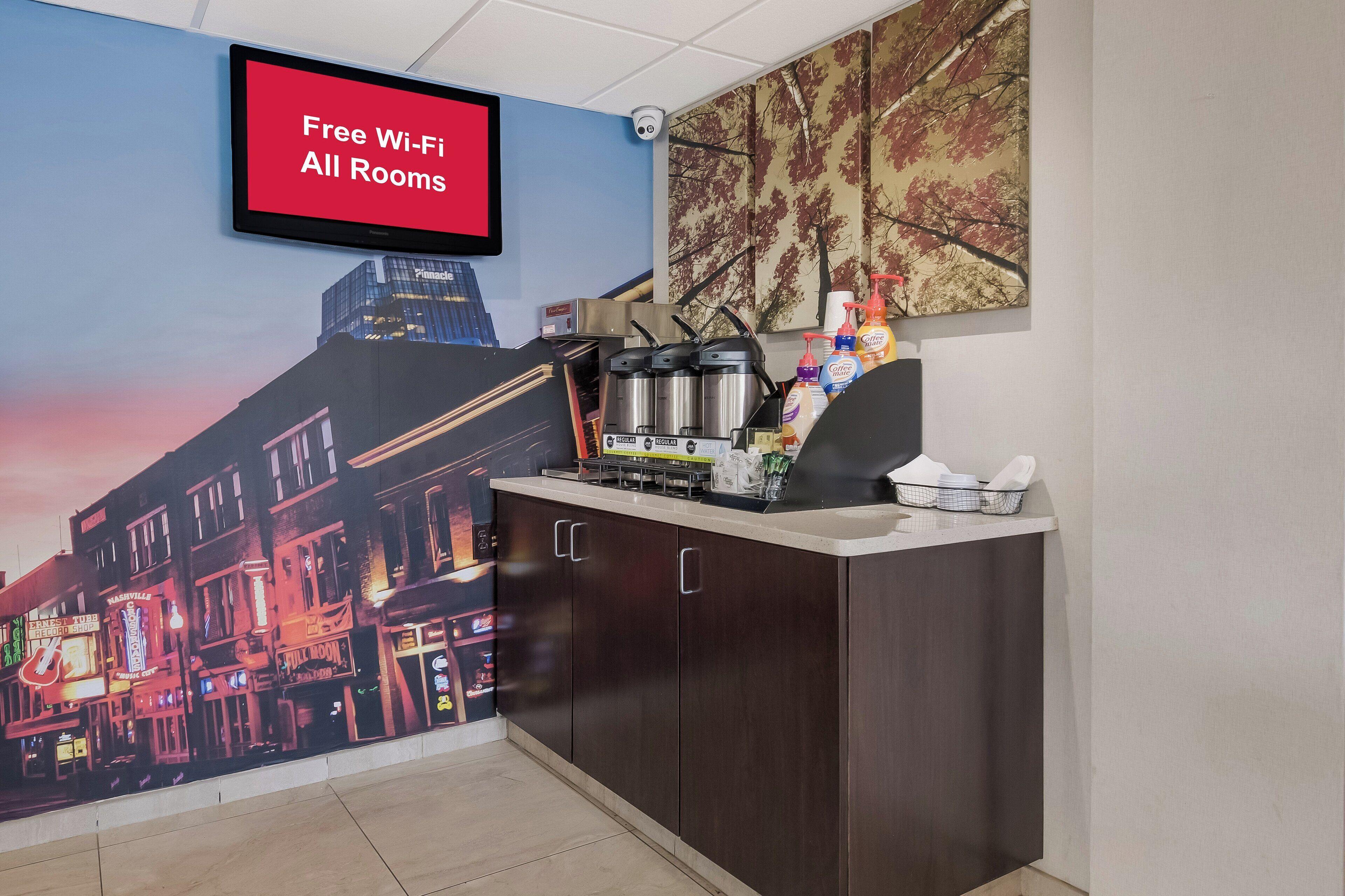 Red Roof Plus+ Airport 3* Nashville