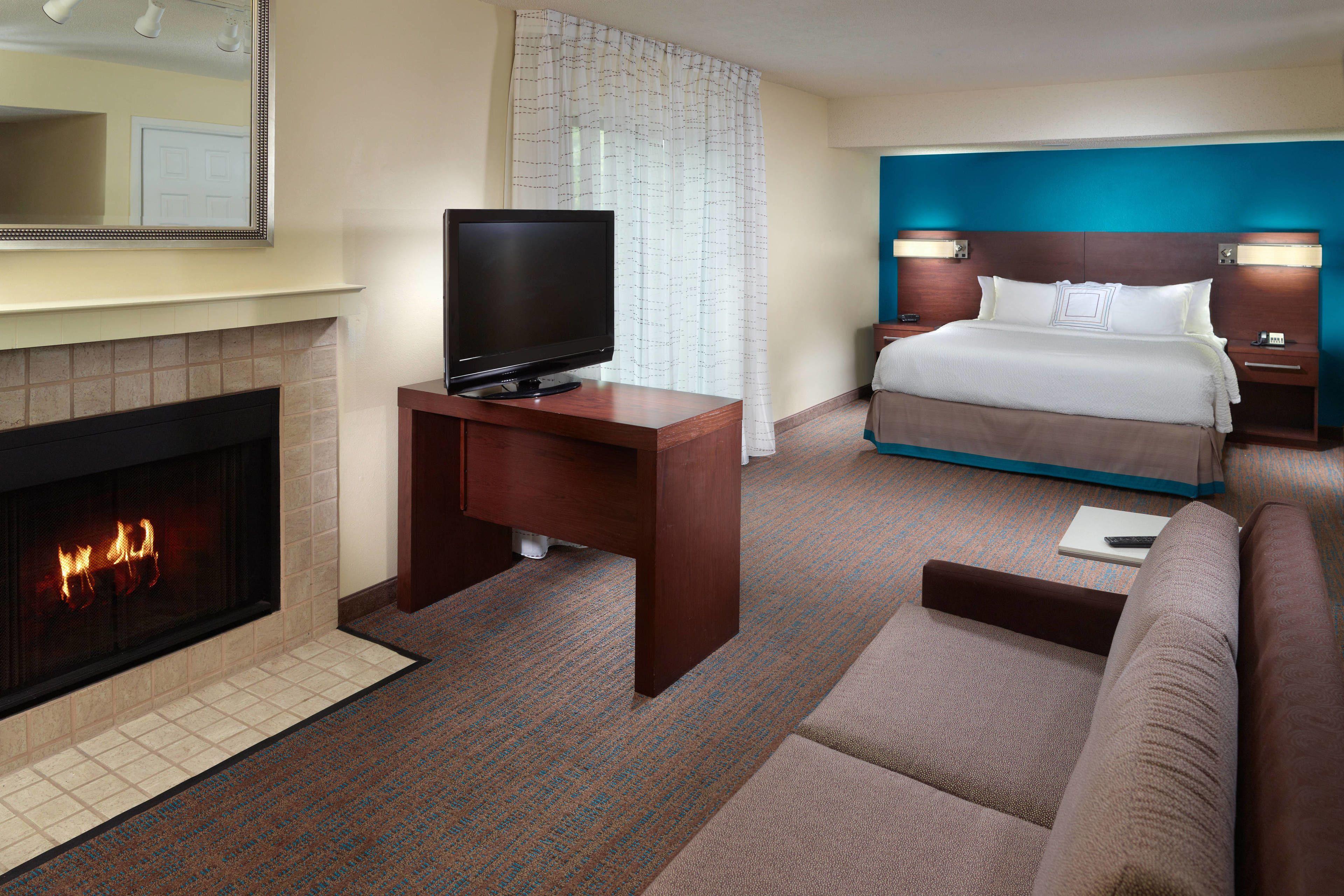 By Marriott Airport 3* Nashville