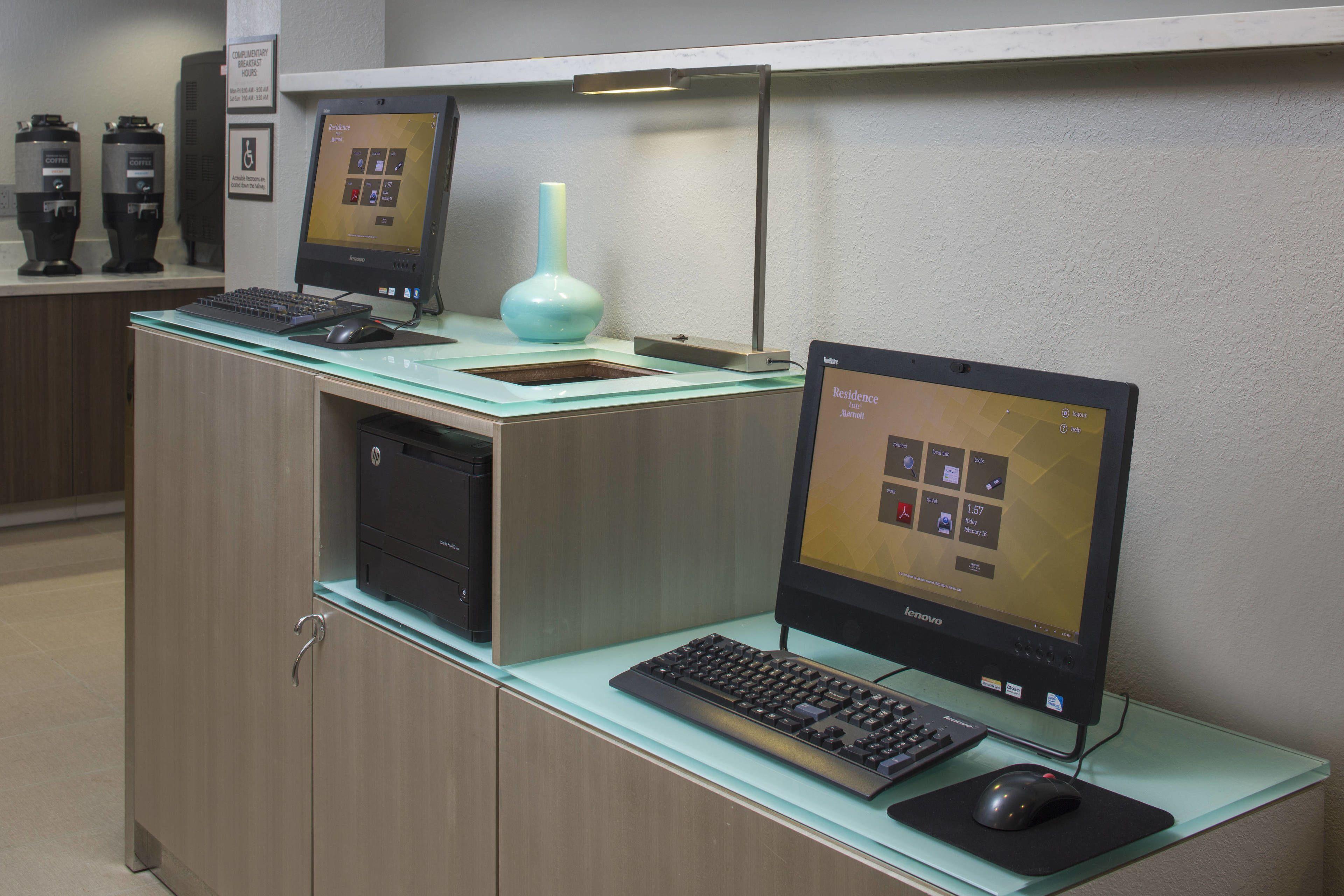 Hotel By Marriott Airport Nashville