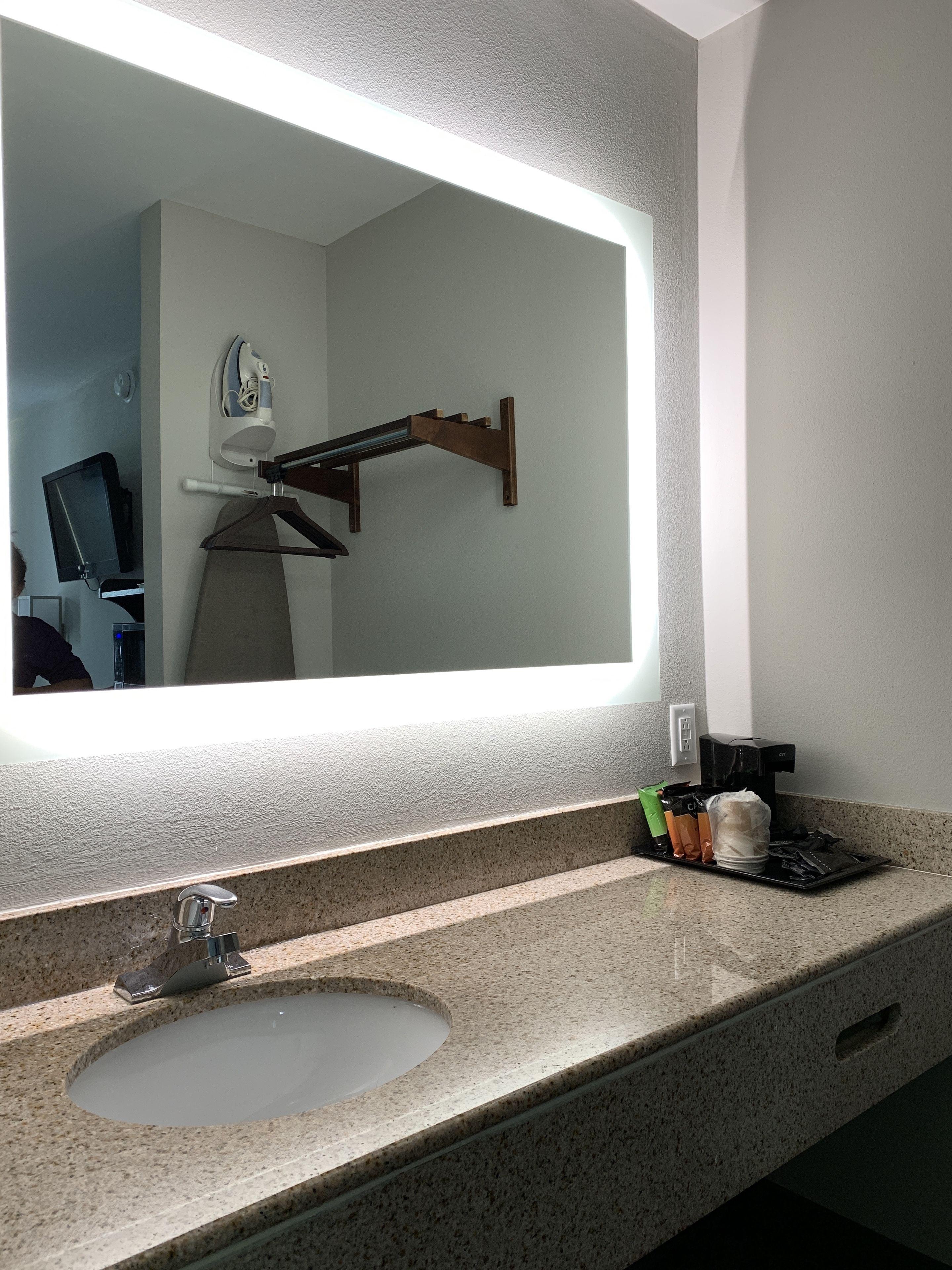 Knights - Downtown Hotel