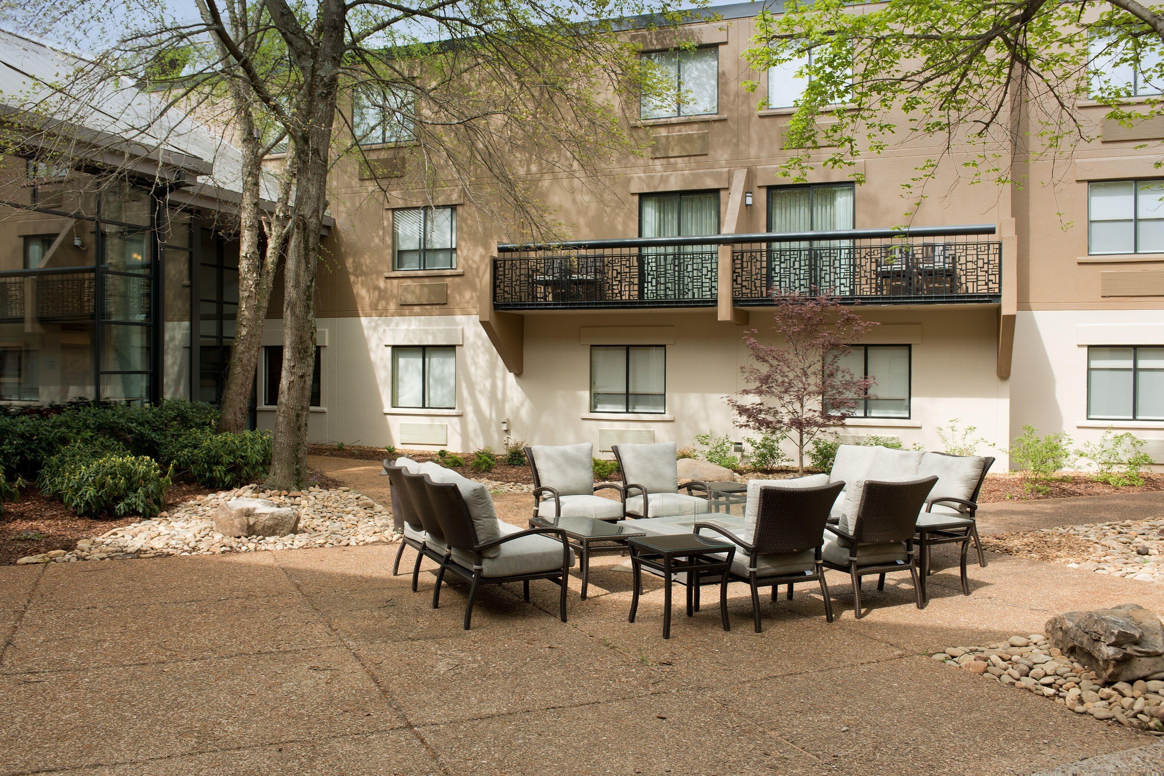 Hotel Express Airport By Ihg