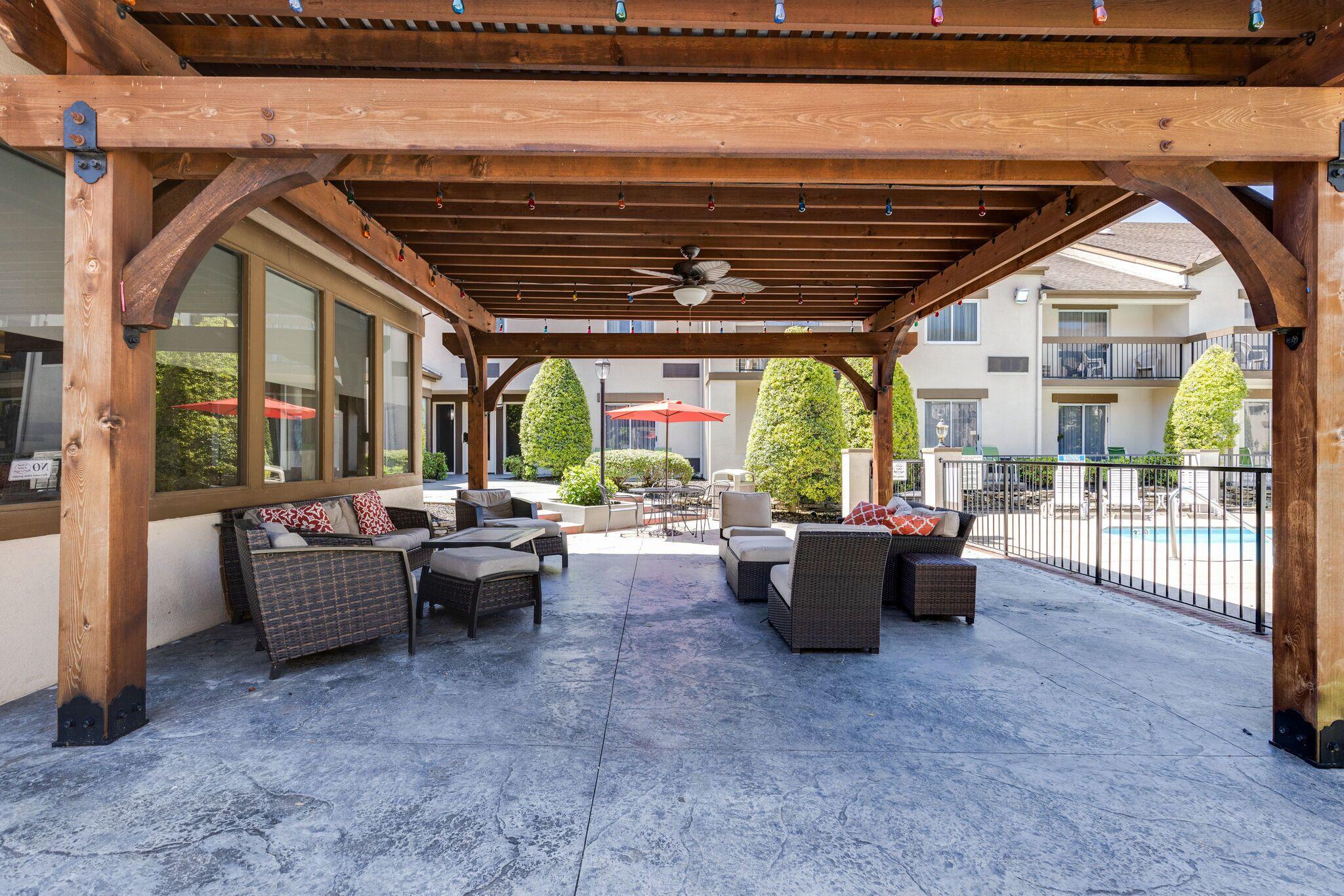 Hotel Club & Nashville