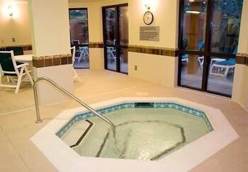 Courtyard By Marriott At Opryland Hotel 3*