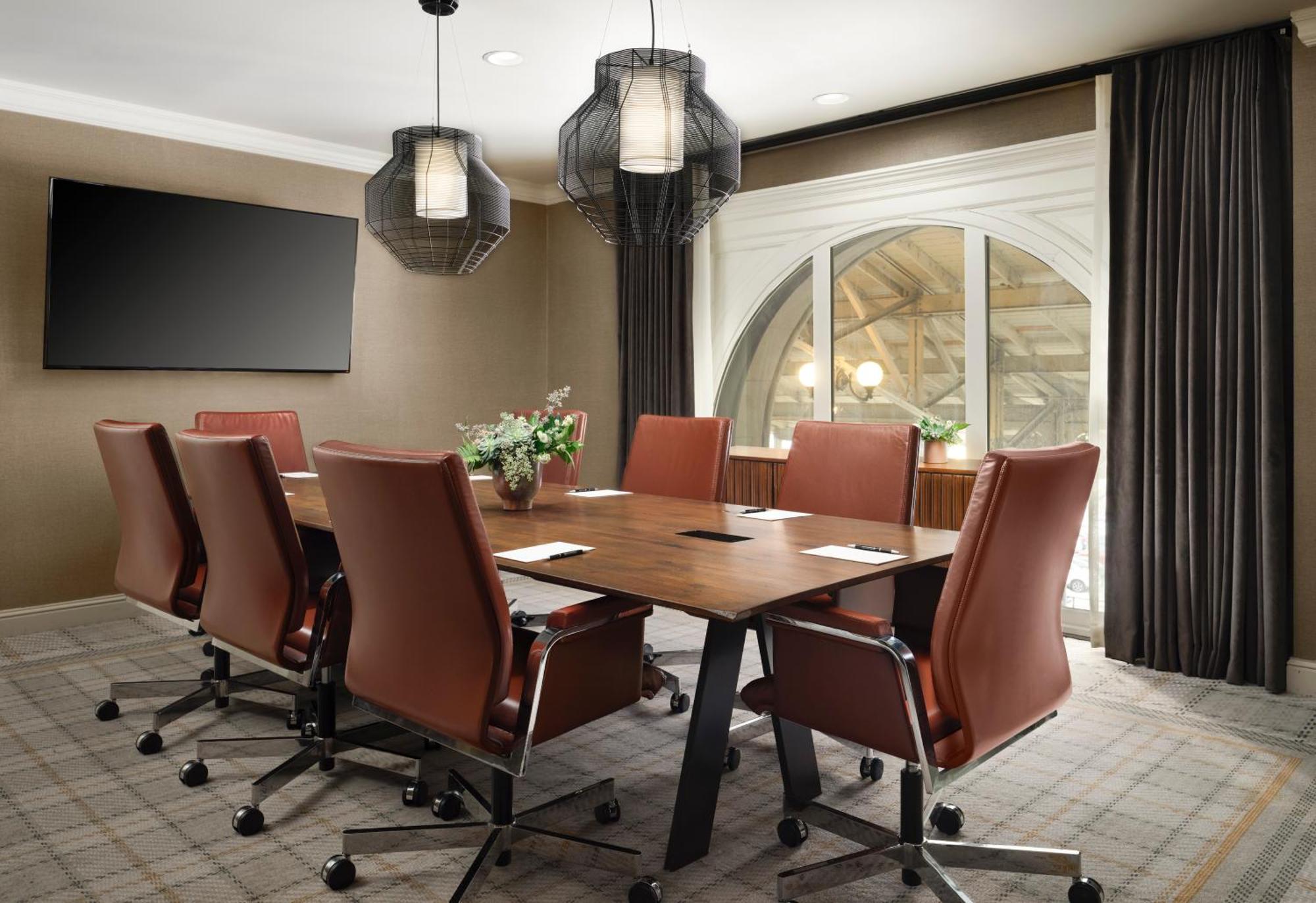 The Union Station Yards, Autograph Collection 4*