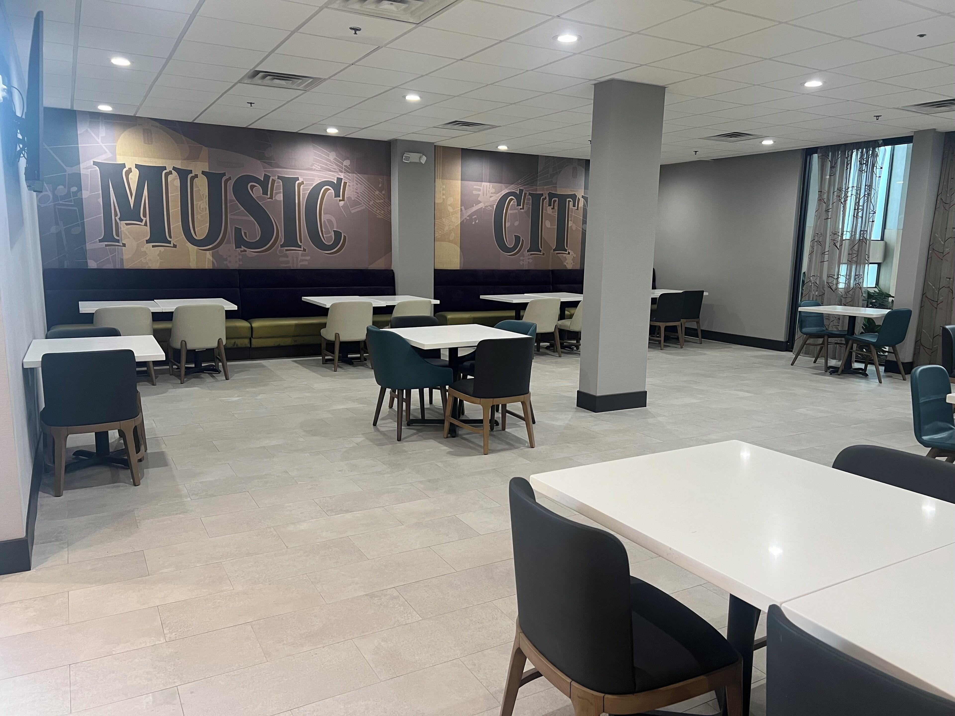 Downtown - Stadium By Ihg Hotel