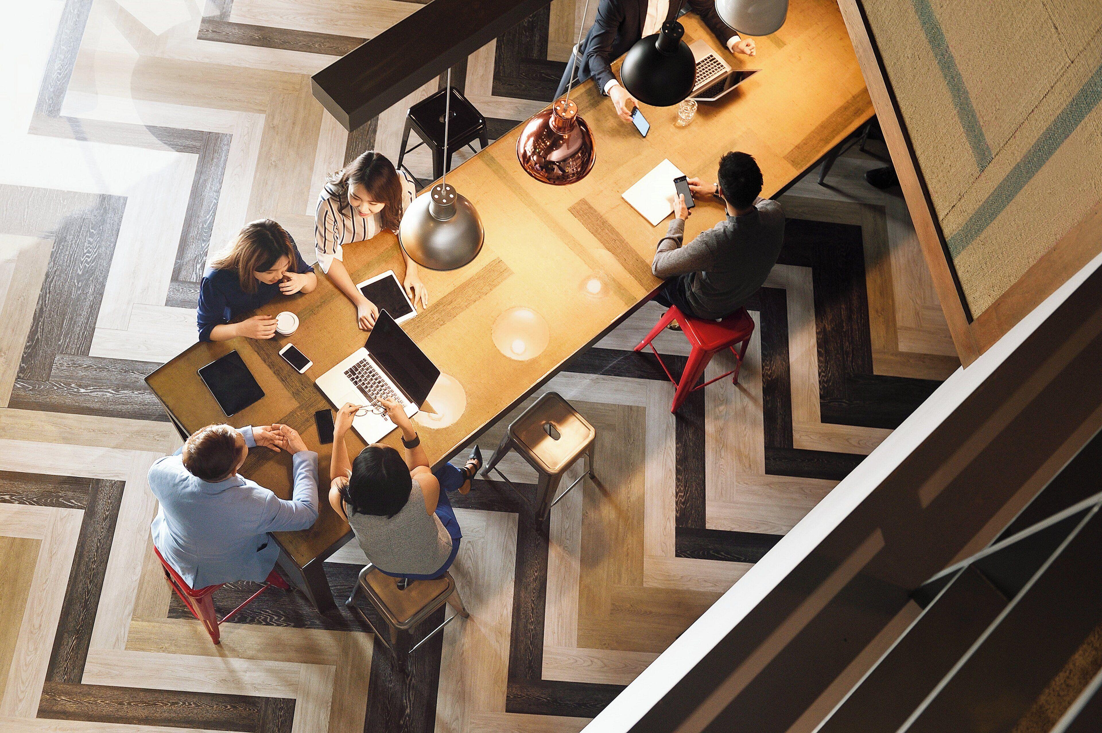 Hotel Downtown - Stadium By Ihg