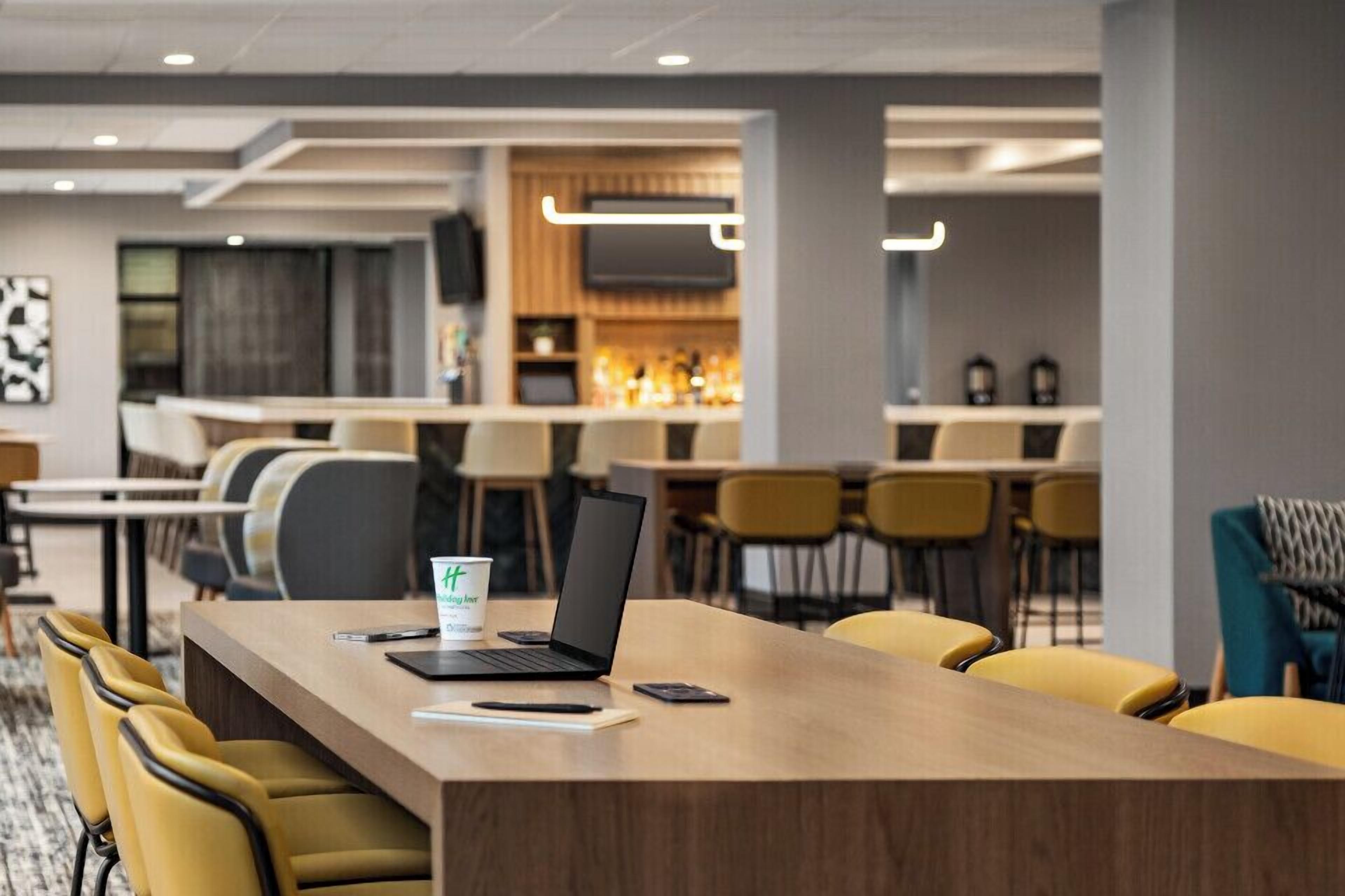 Downtown - Stadium By Ihg 3*