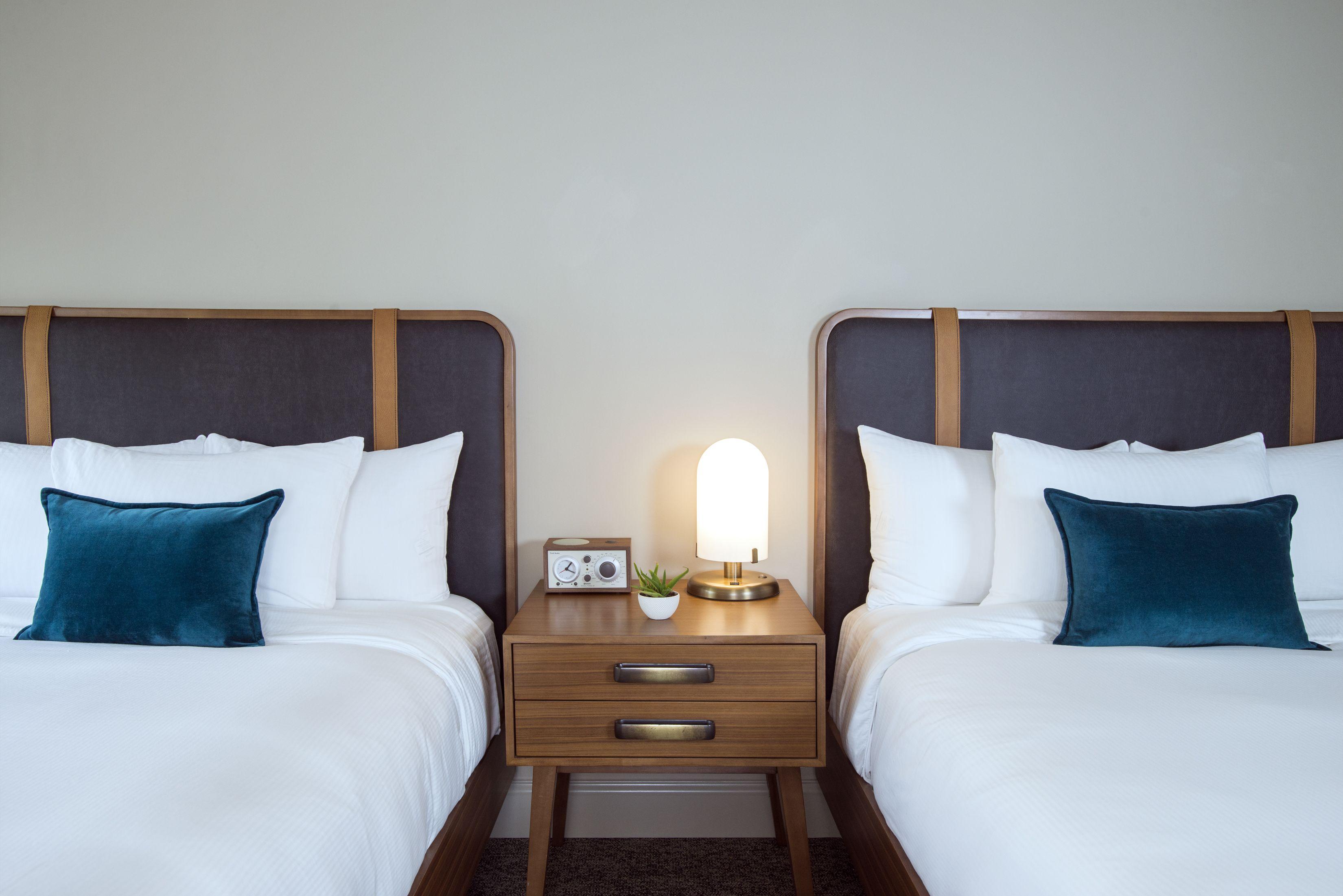 Hotel Delta By Marriott Airport