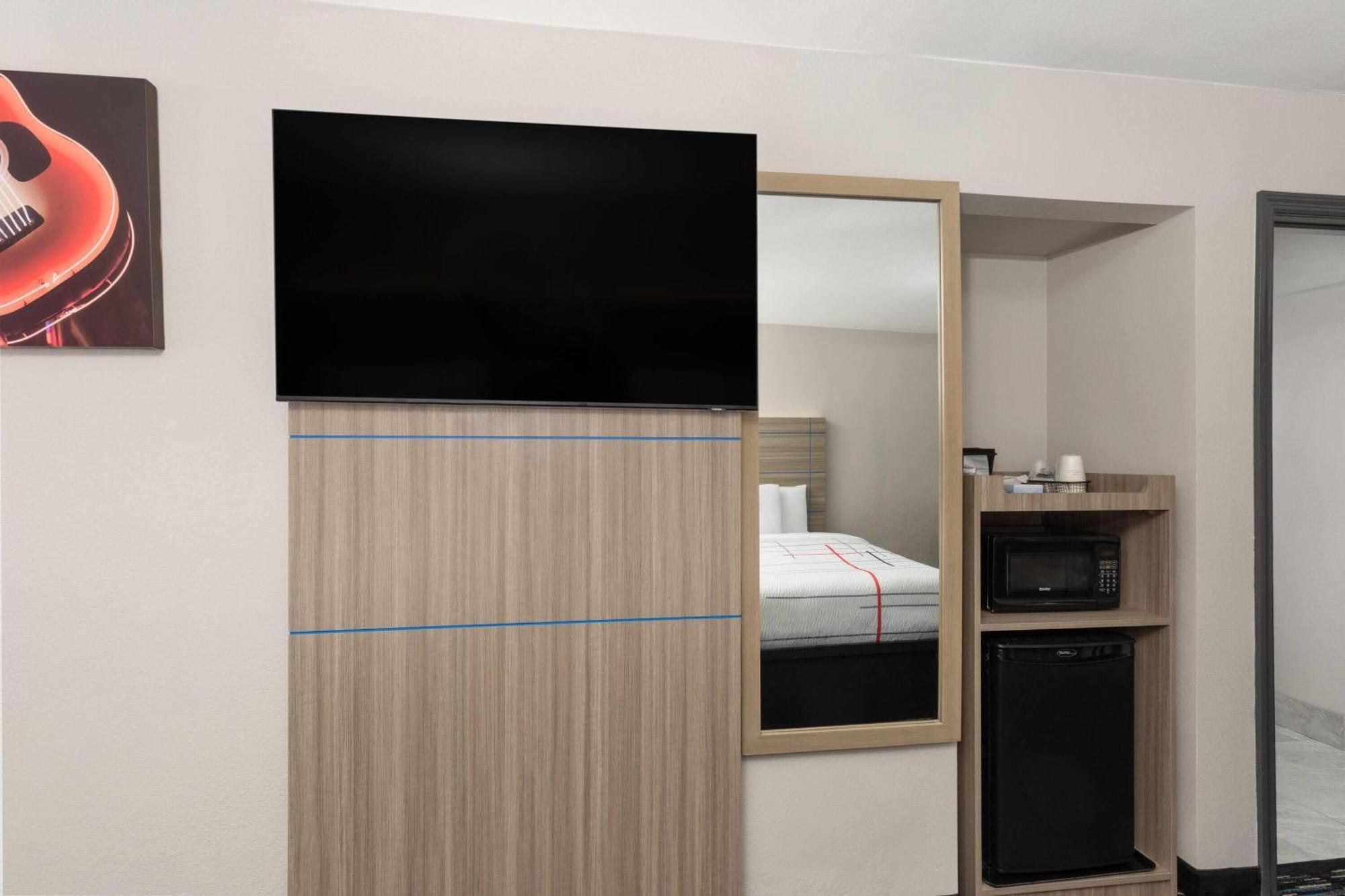 La Quinta By Wyndham South 2*