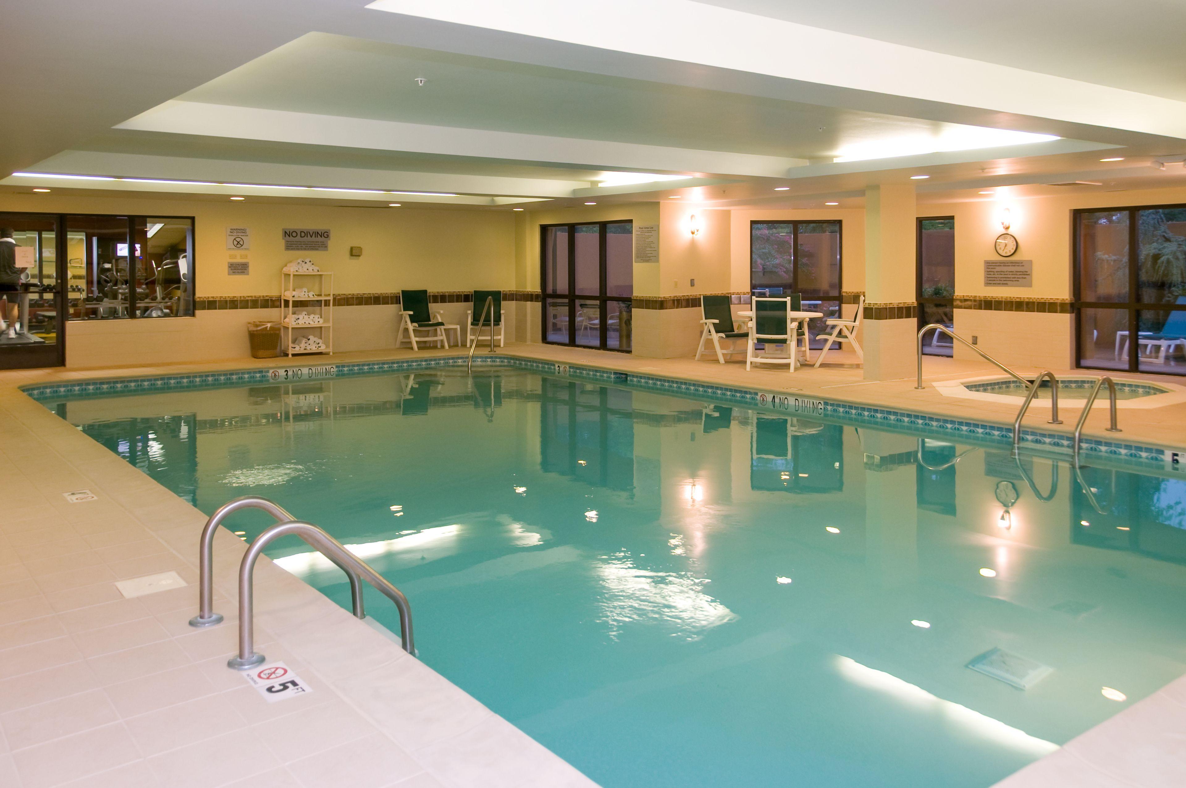 Courtyard By Marriott At Opryland Hotel 3*