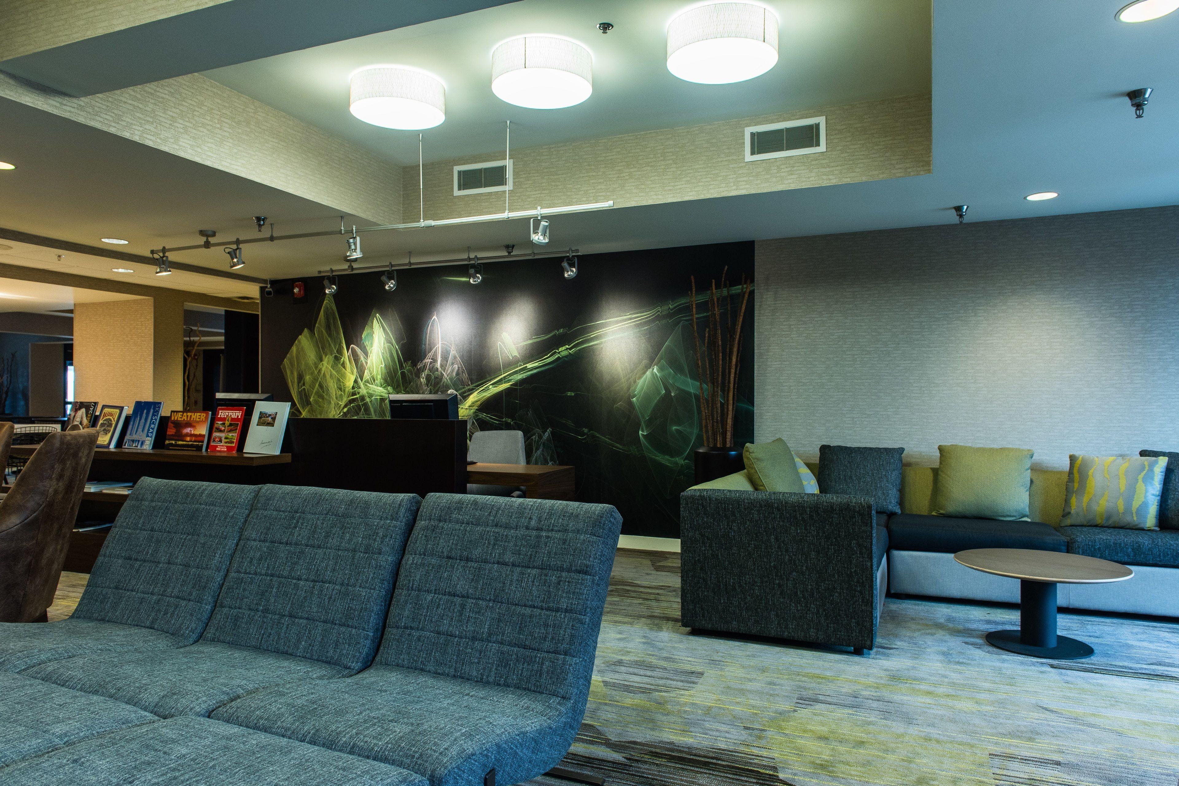 Courtyard By Marriott At Opryland 3*