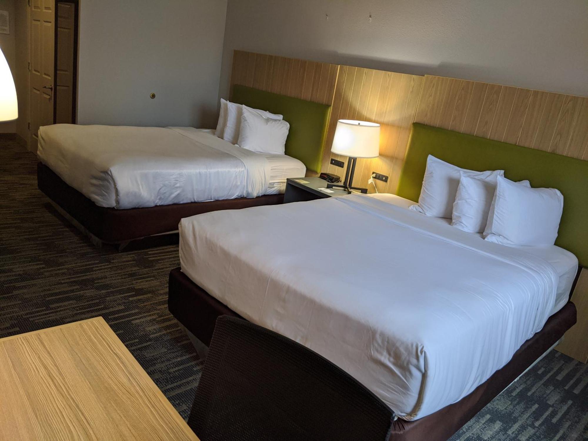 Country & By Radisson, Nashville, Tn Hotel Nashville