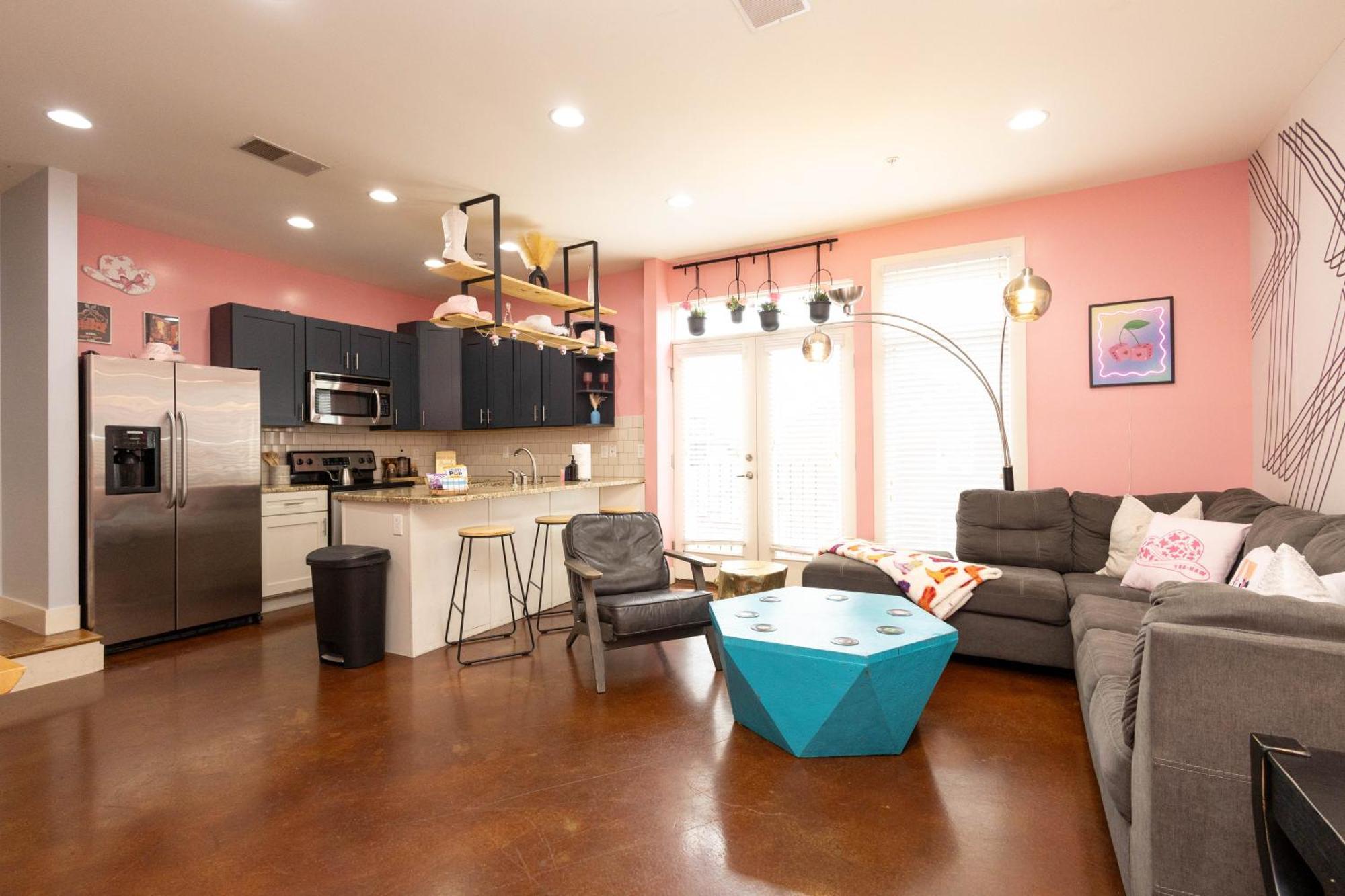 Apartment Pink Experience - West End Broadway & Restaurants Nashville