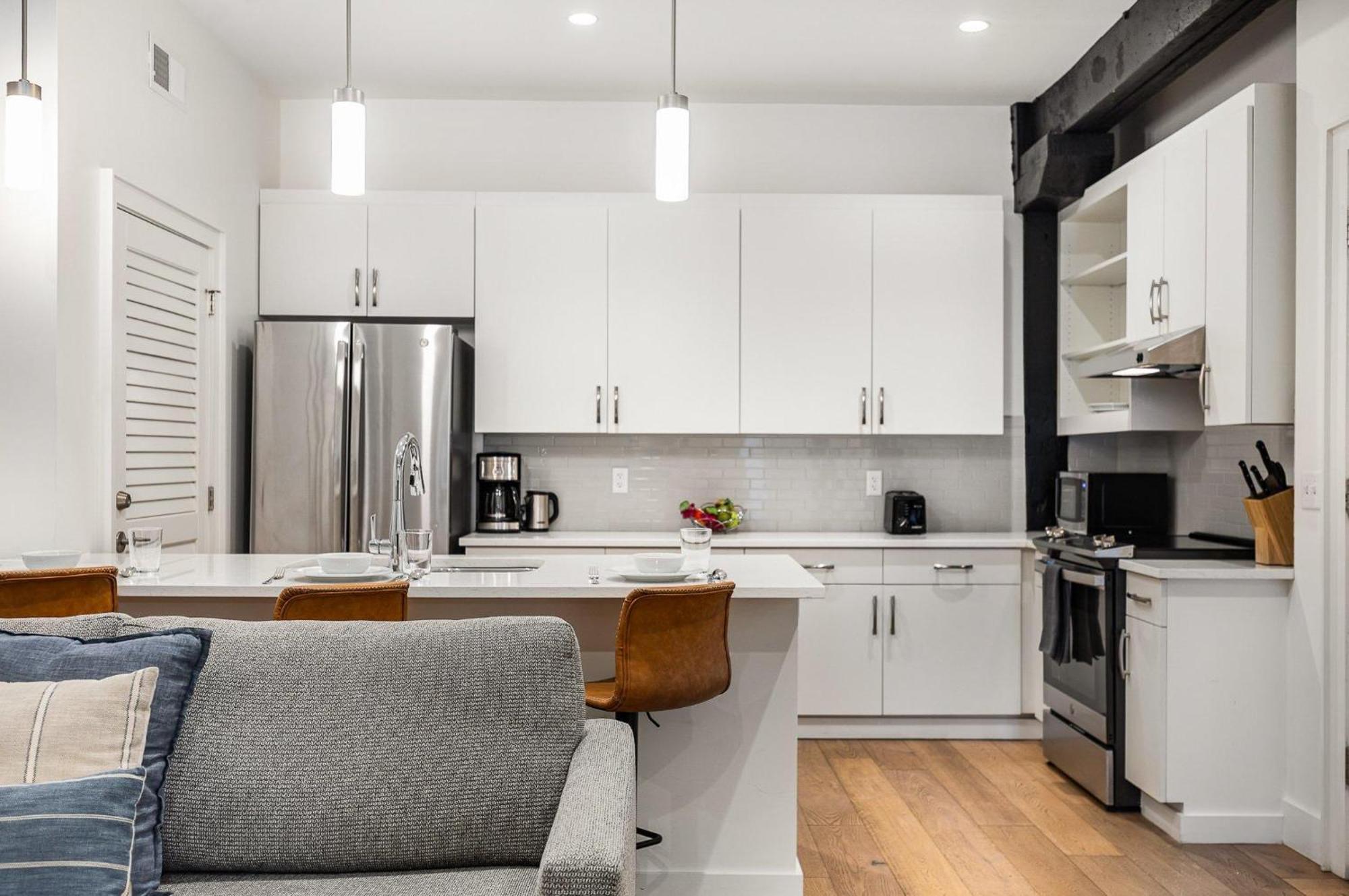 Holiday home The Saddlery - Showroom - Walk To Broadway *