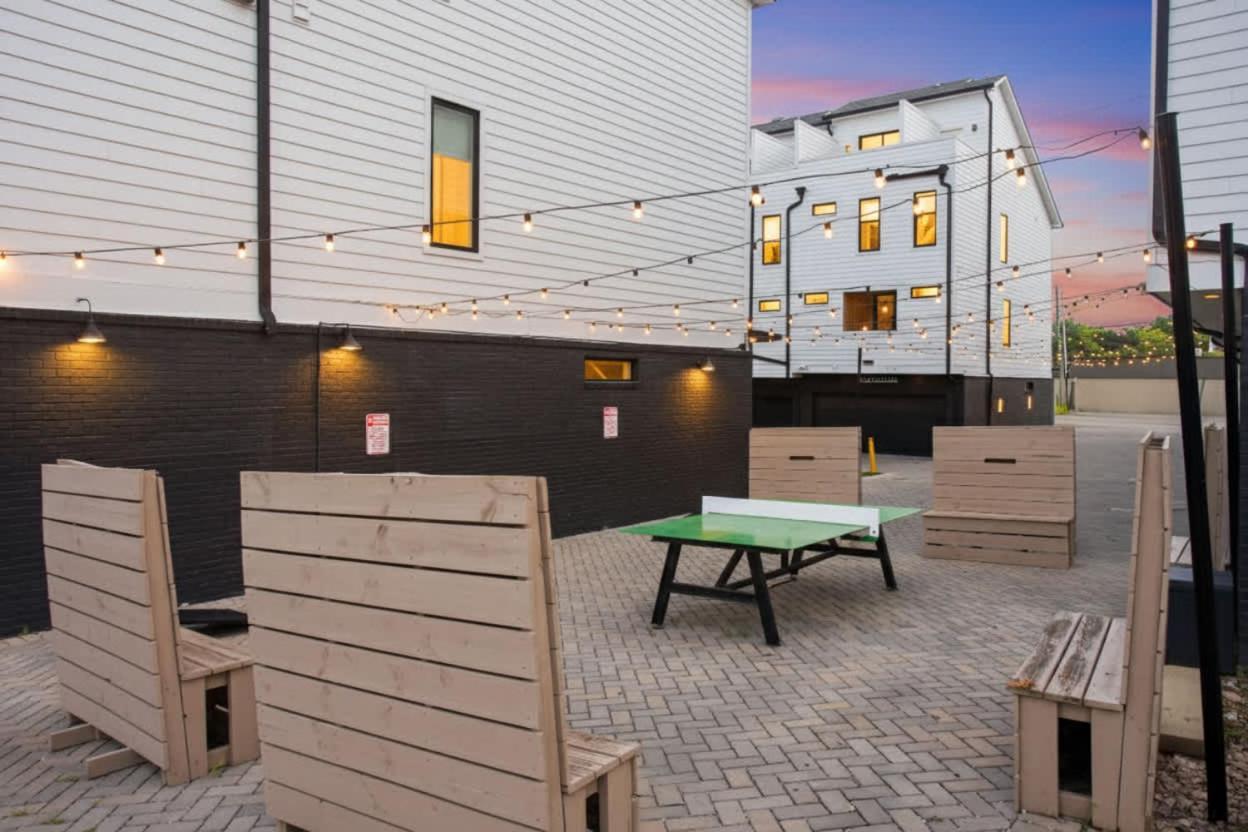 Play At 8th & Argyle Elite Vacation Spot *