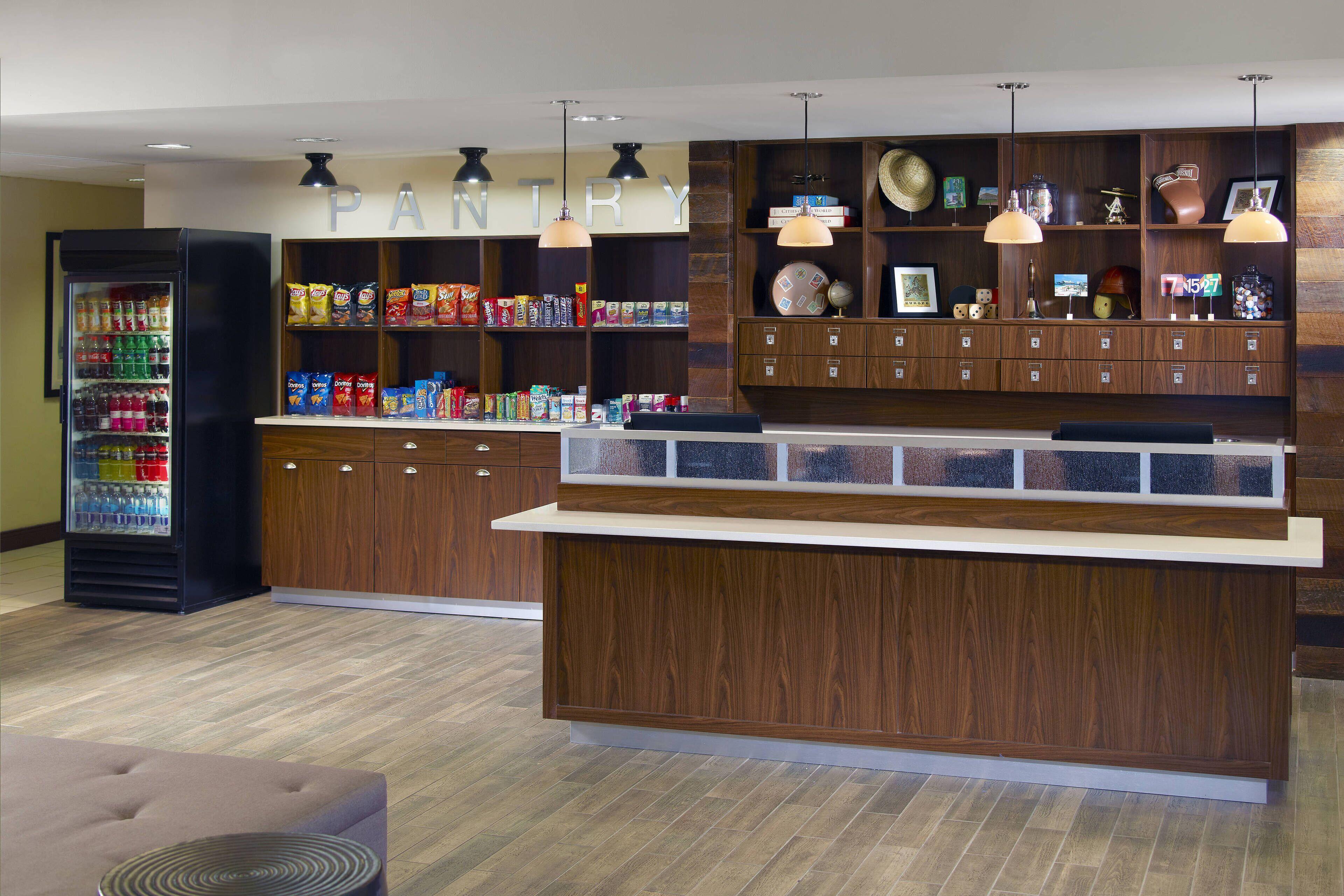 Four Points By Sheraton Airport