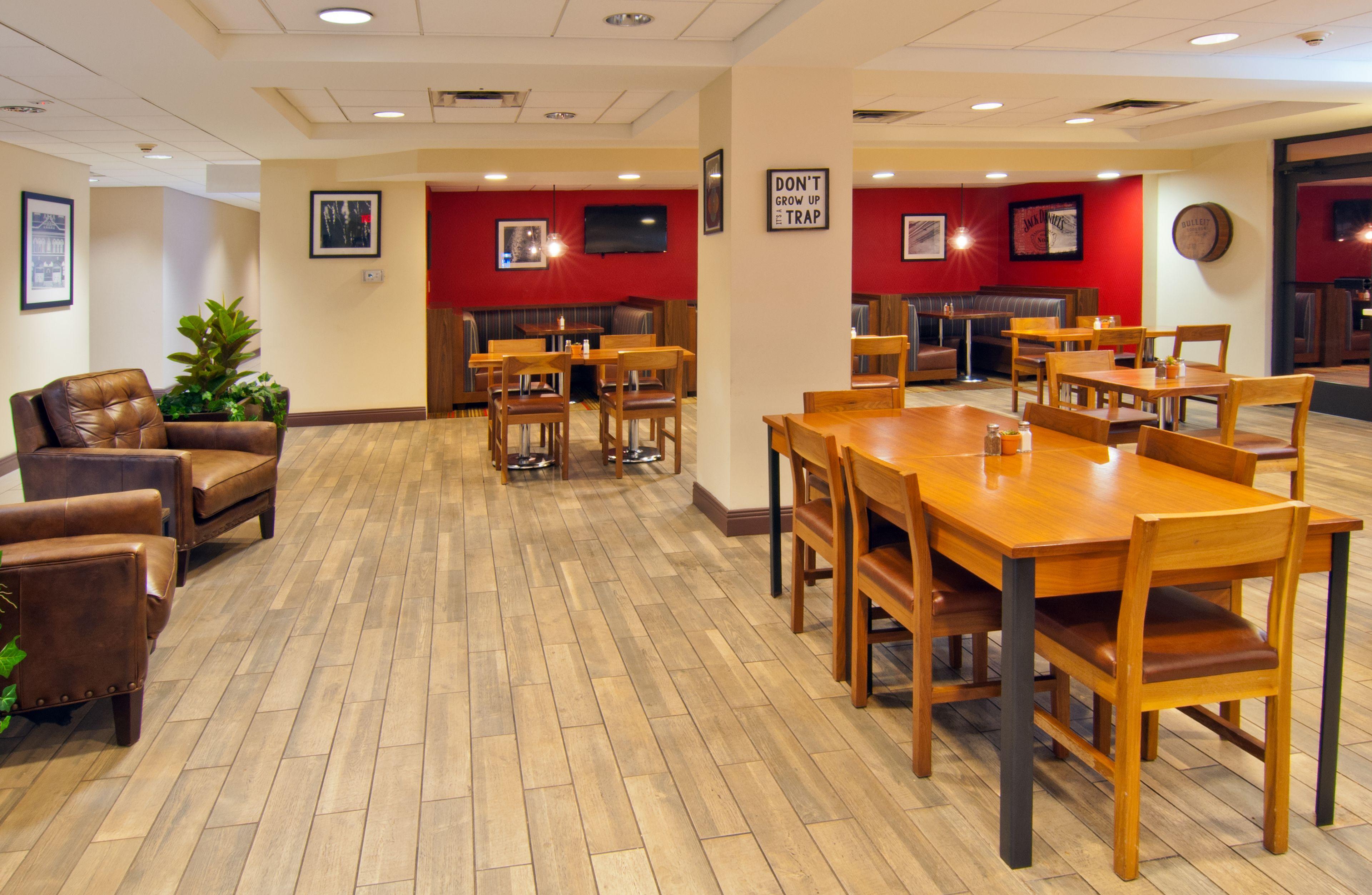 Four Points By Sheraton Airport Hotel