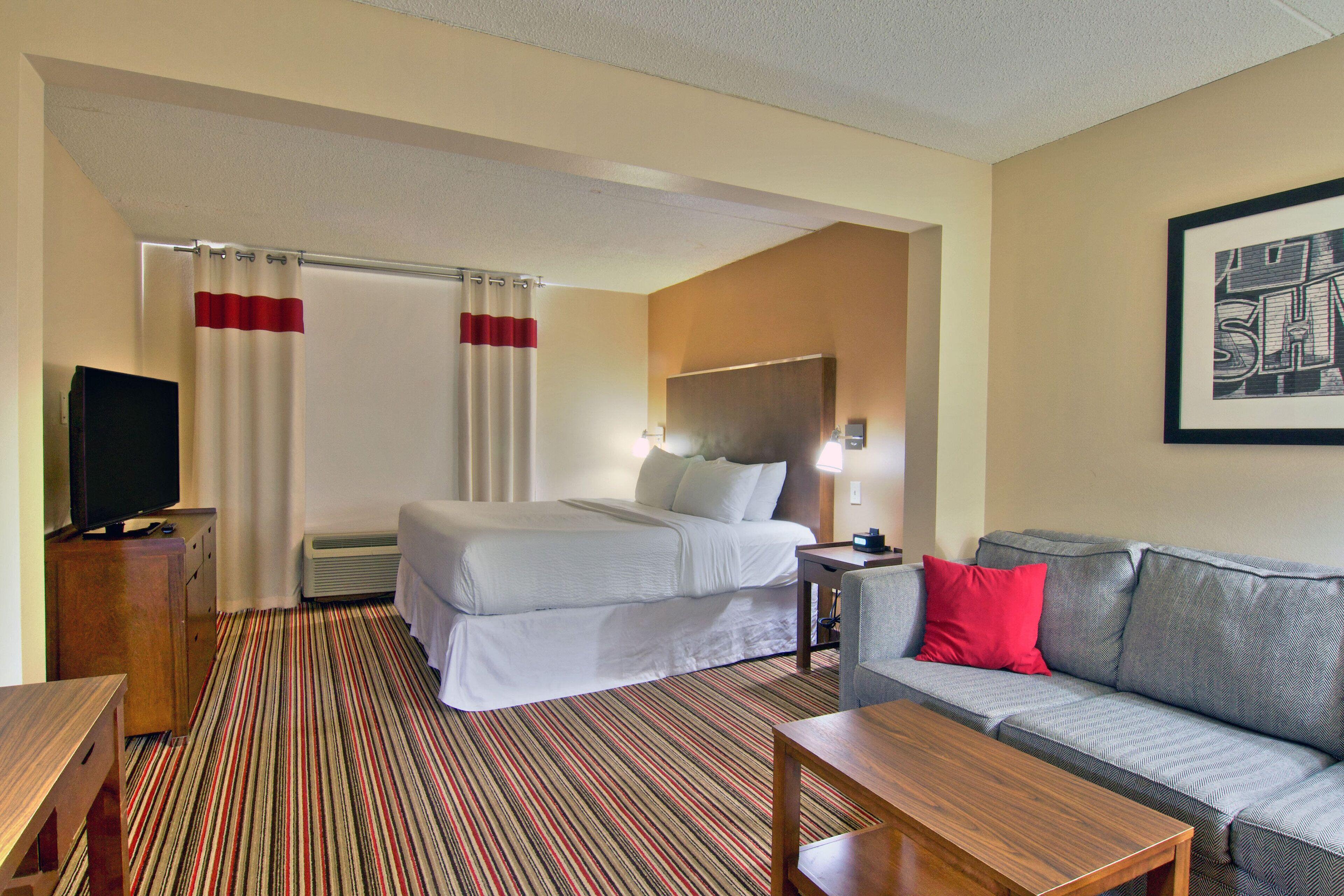 Four Points By Sheraton Airport 3*