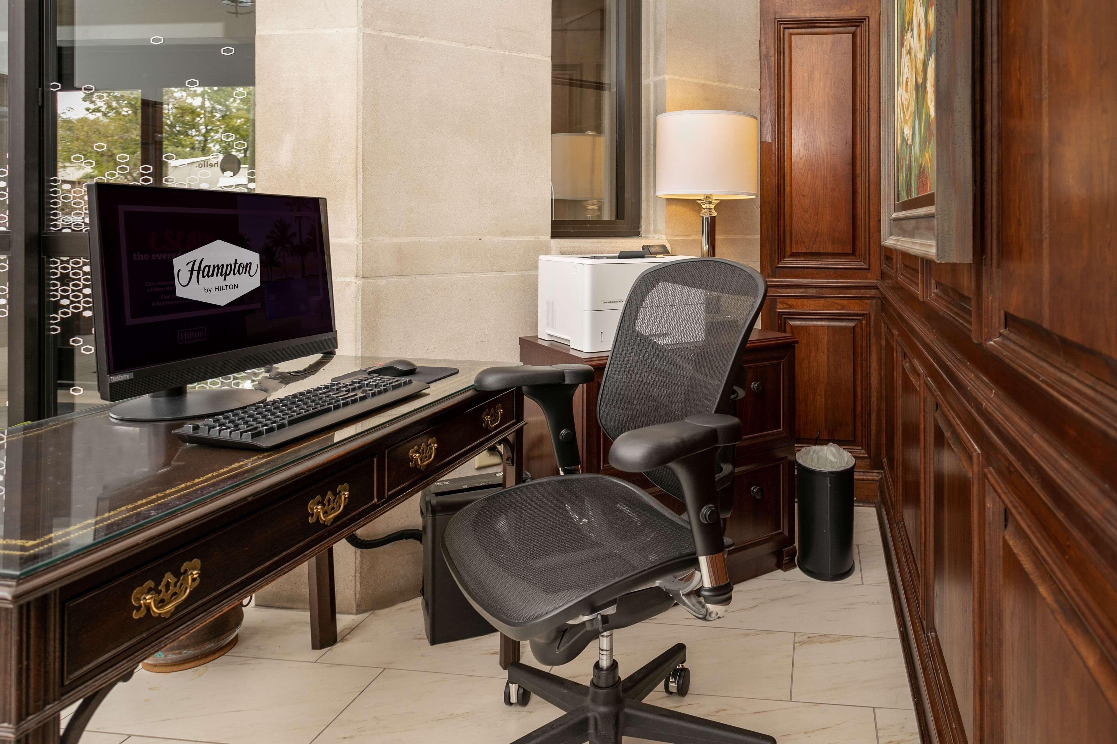 Hampton & Nashville-green Hills Hotel