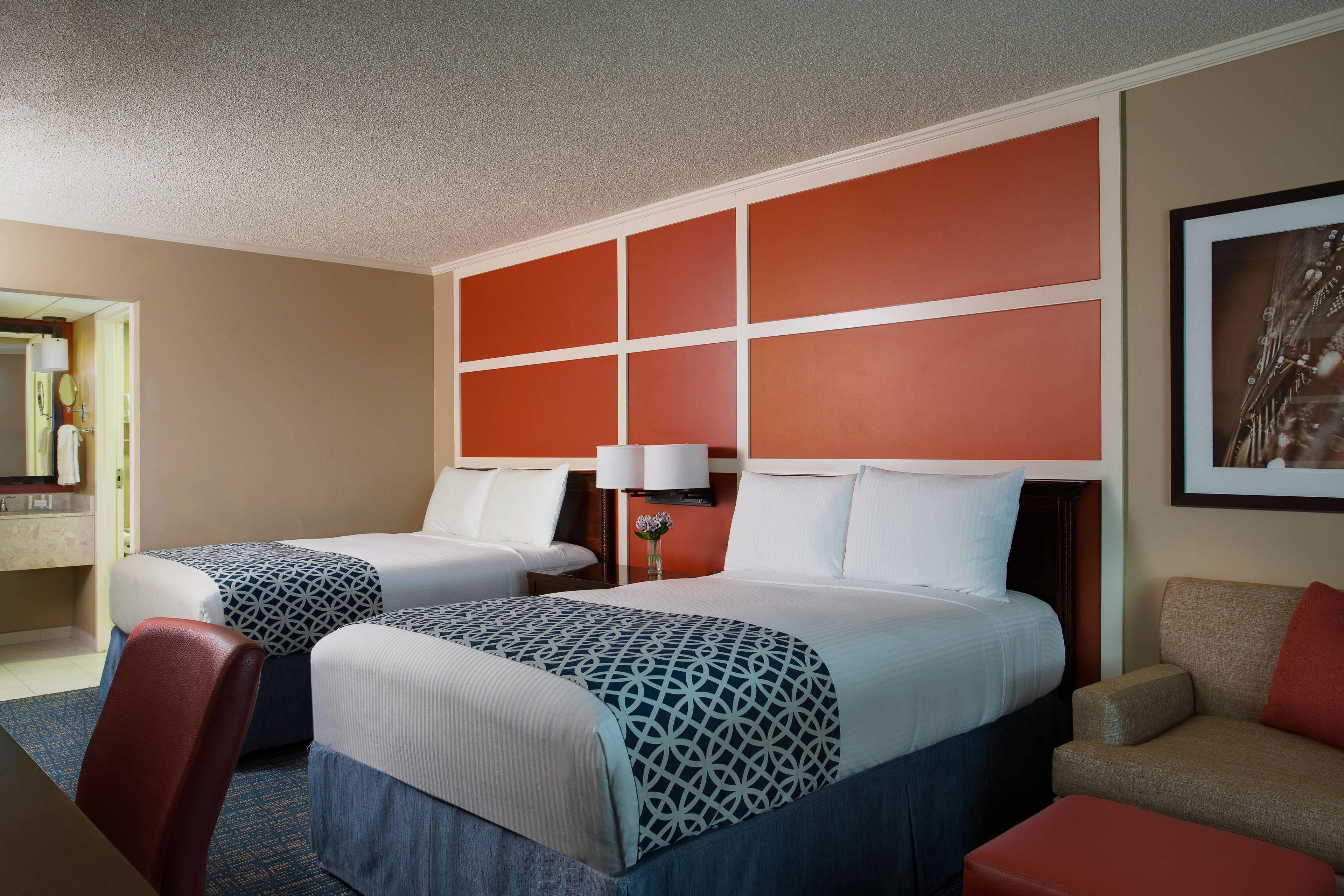 The At Opryland, A Gaylord 3*