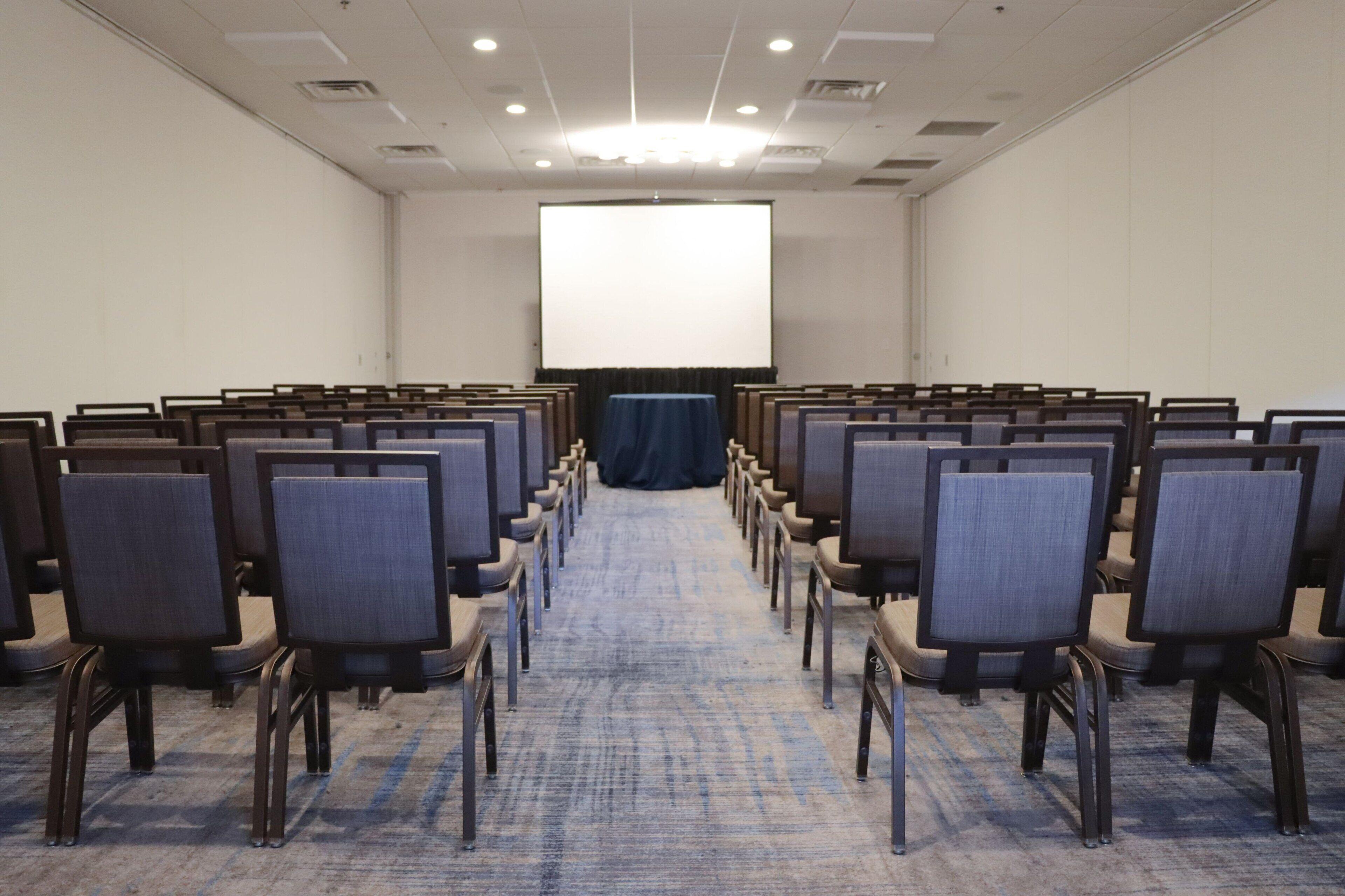 The At Opryland, A Gaylord Nashville