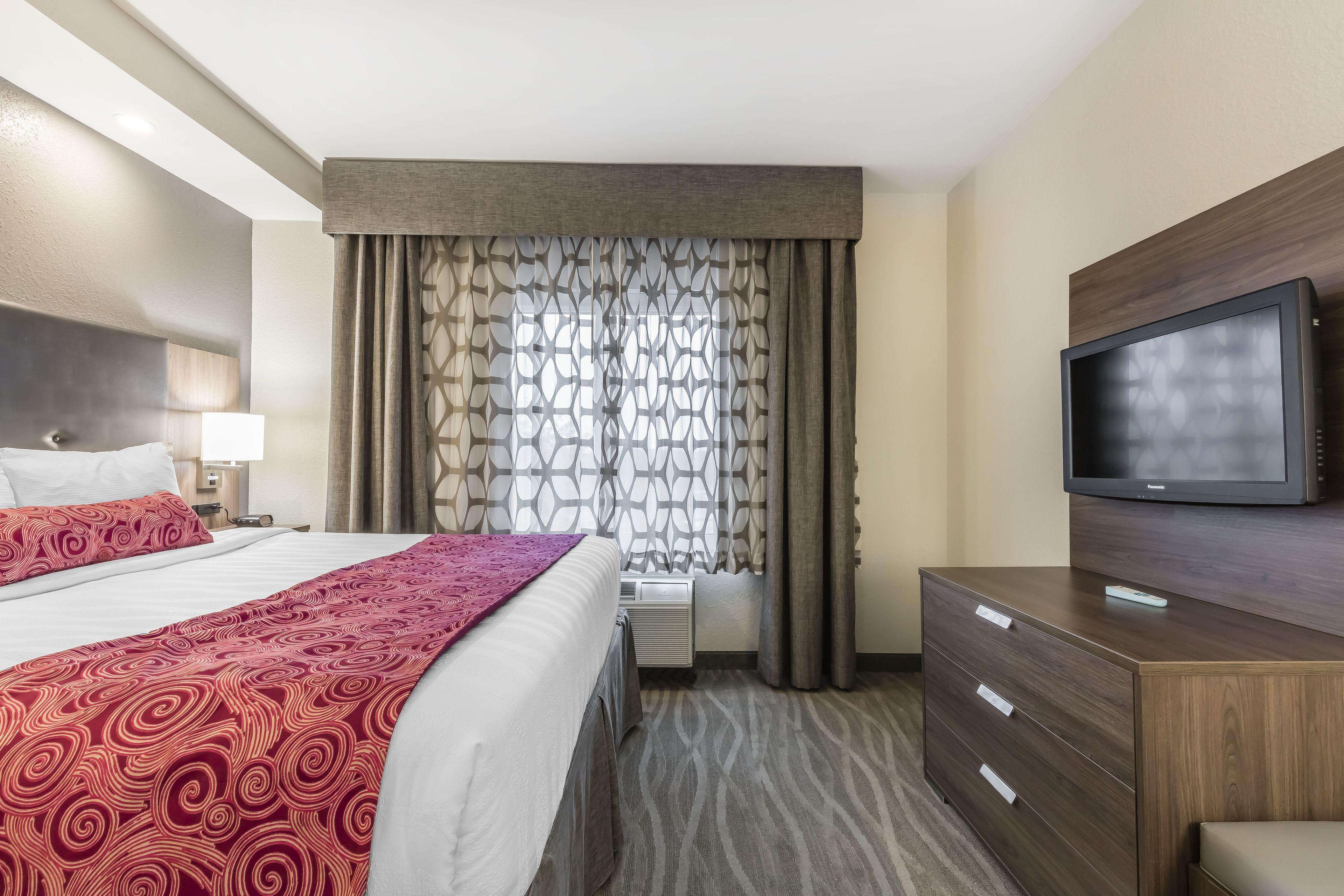 Western Airport - Bna