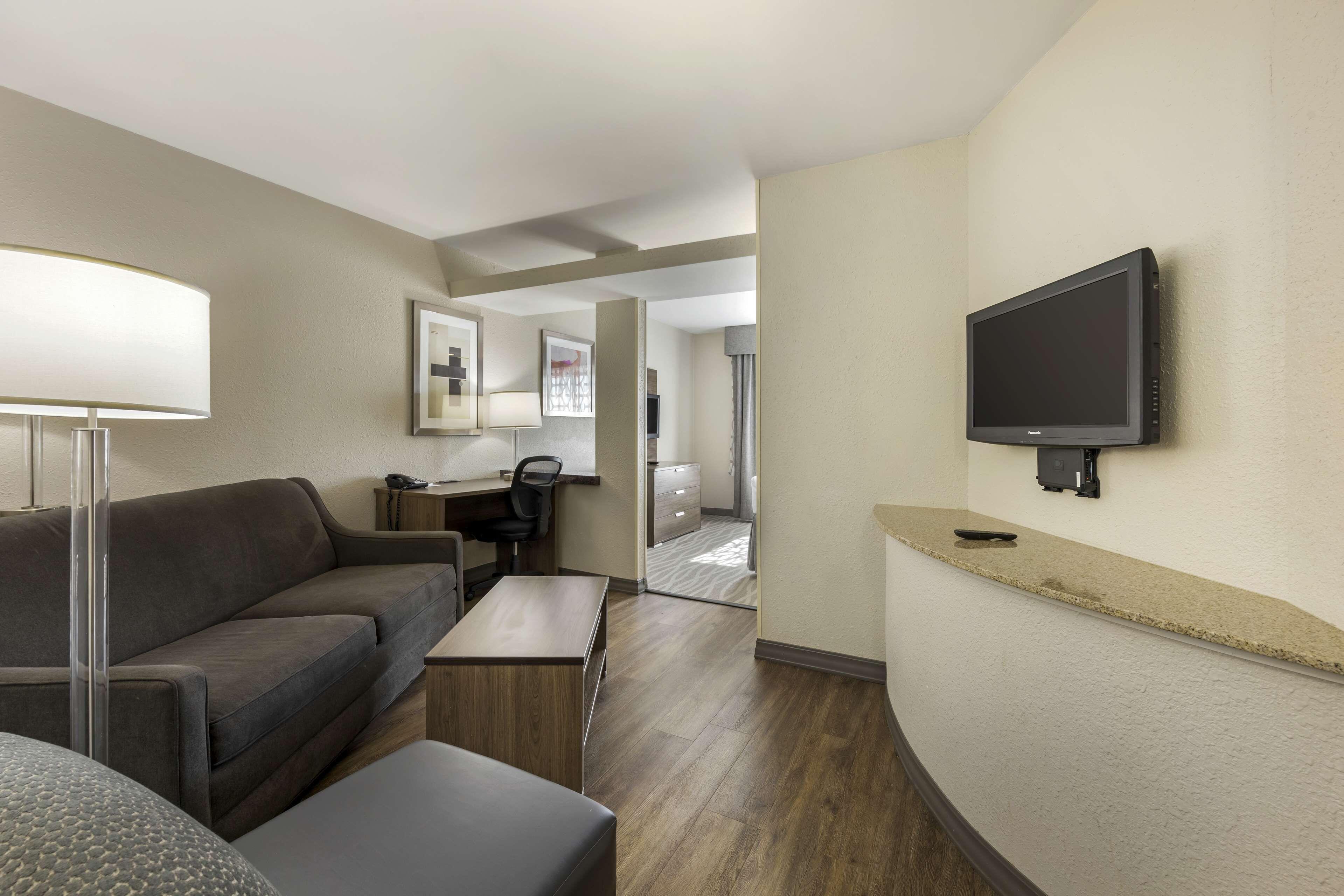 Western Airport - Bna Nashville