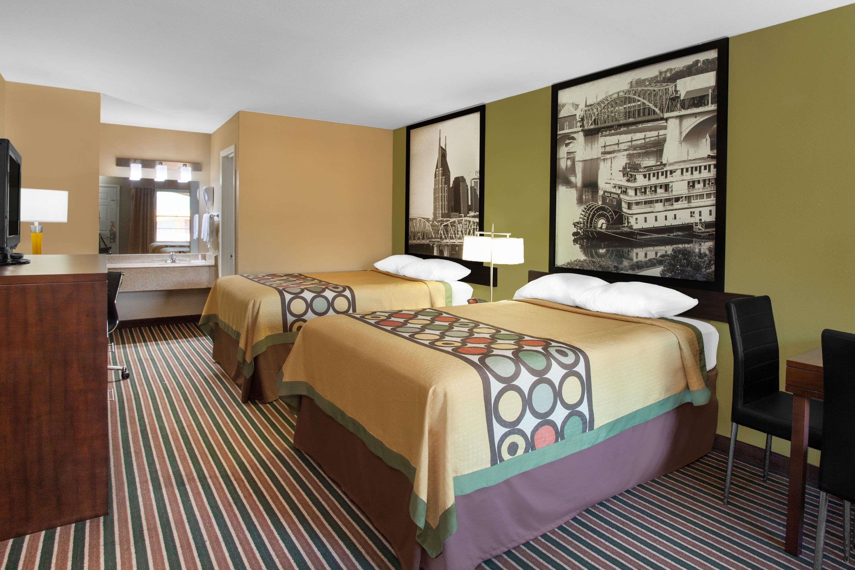 Super 8 By Wyndham West Nashville