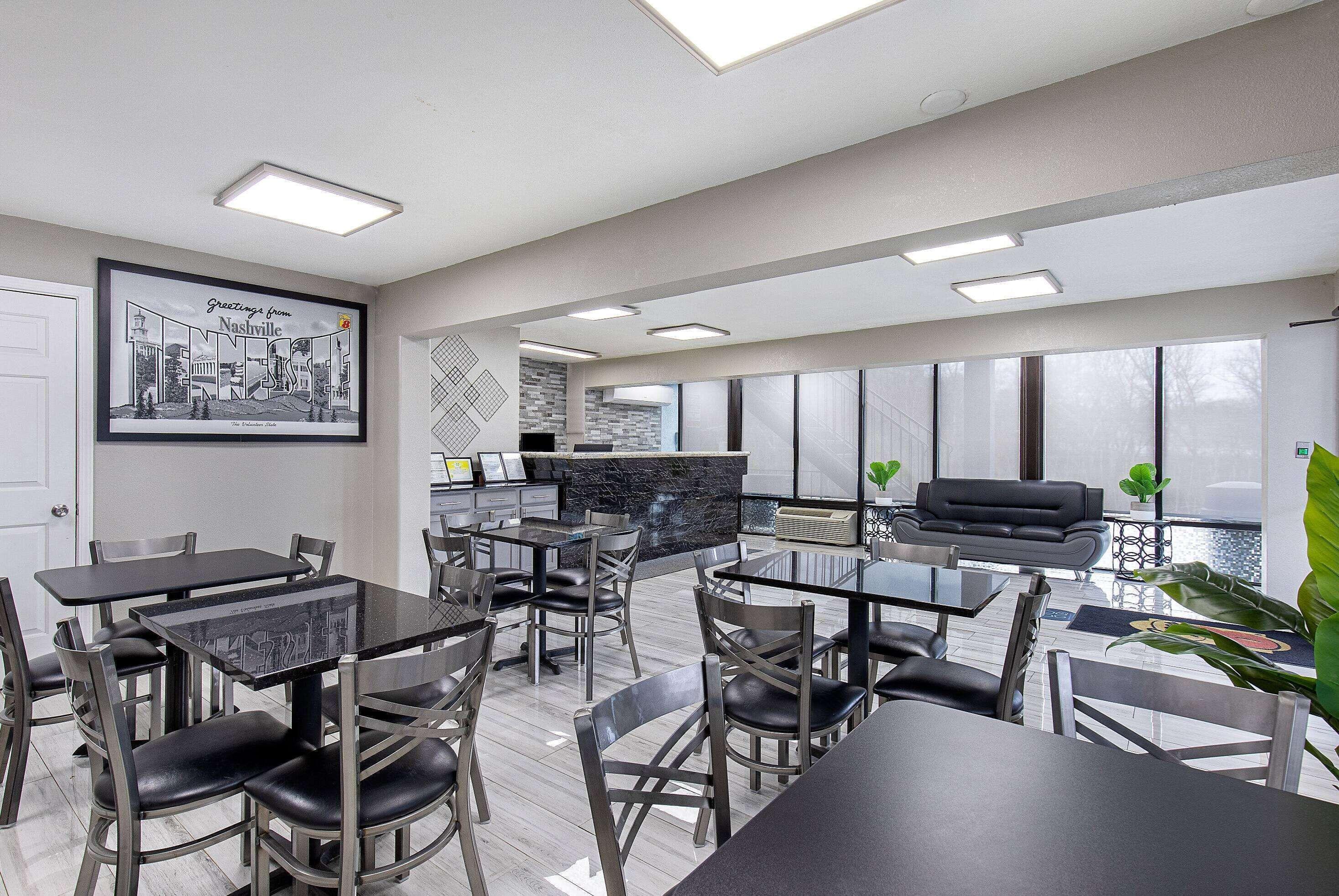 Super 8 By Wyndham West Hotel Nashville