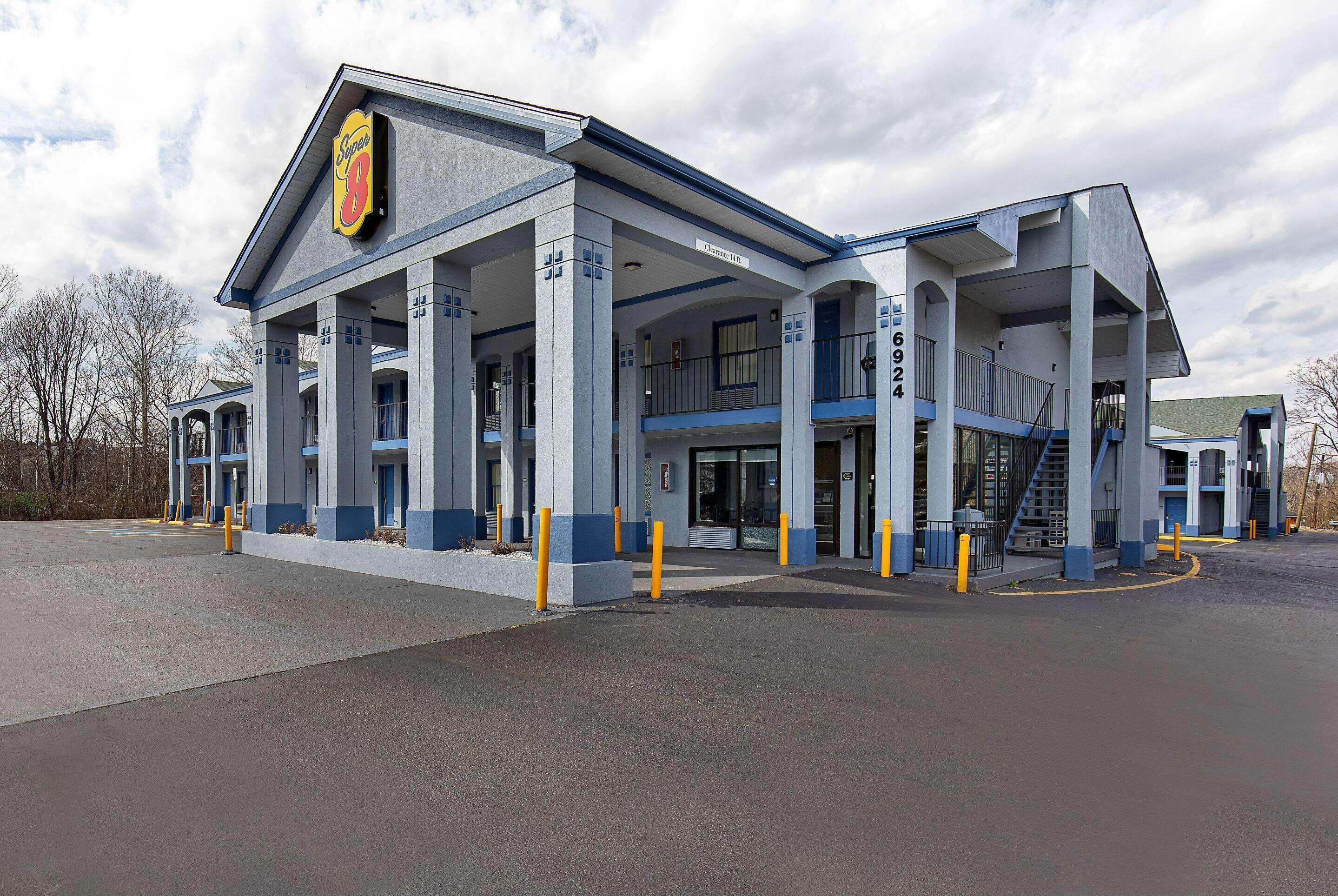 Hotel Super 8 By Wyndham West Nashville