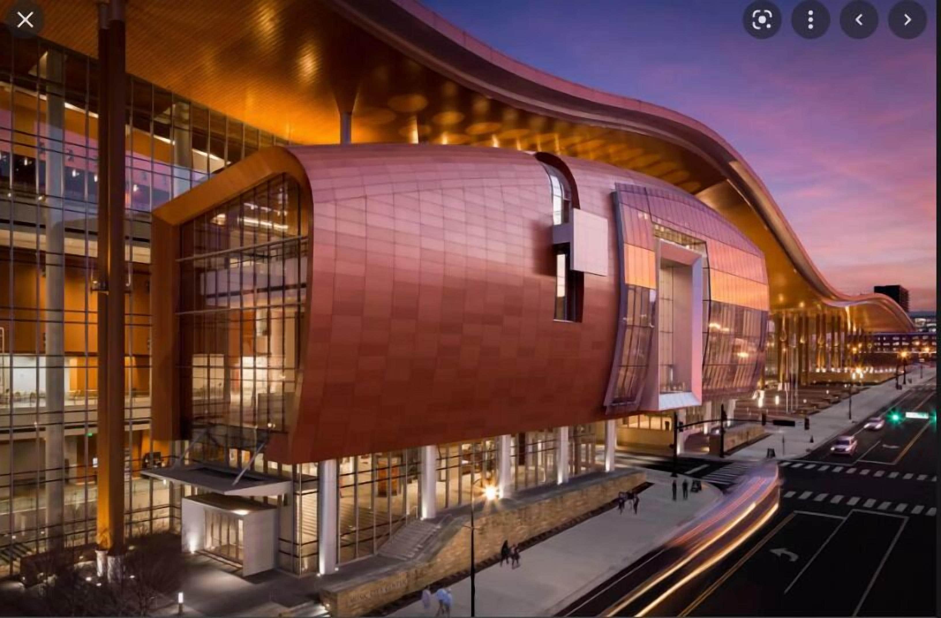 Comfort Downtown - Music Center 3* Nashville