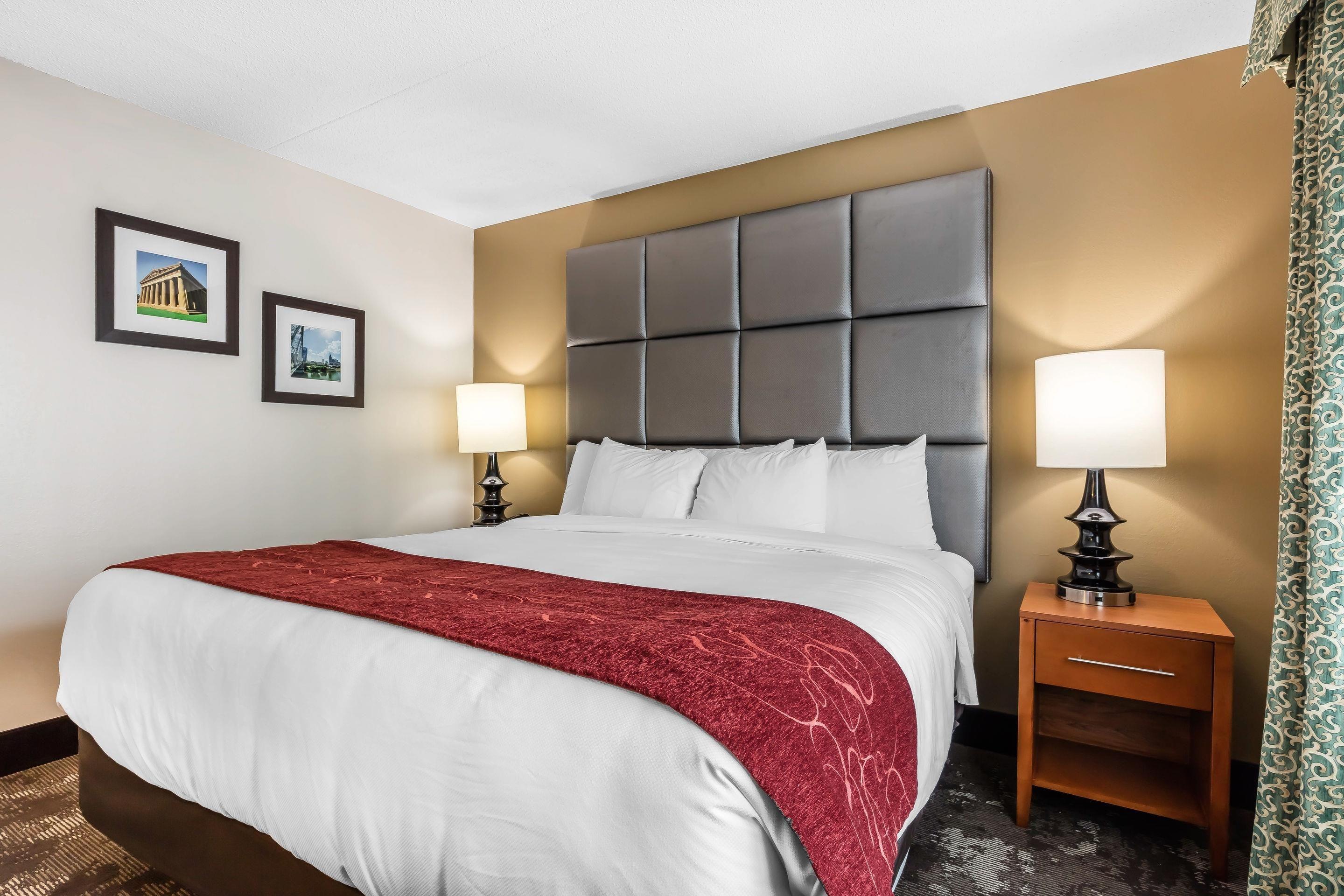 Hotel Comfort & Near Tanger Outlets I-24 Antioch