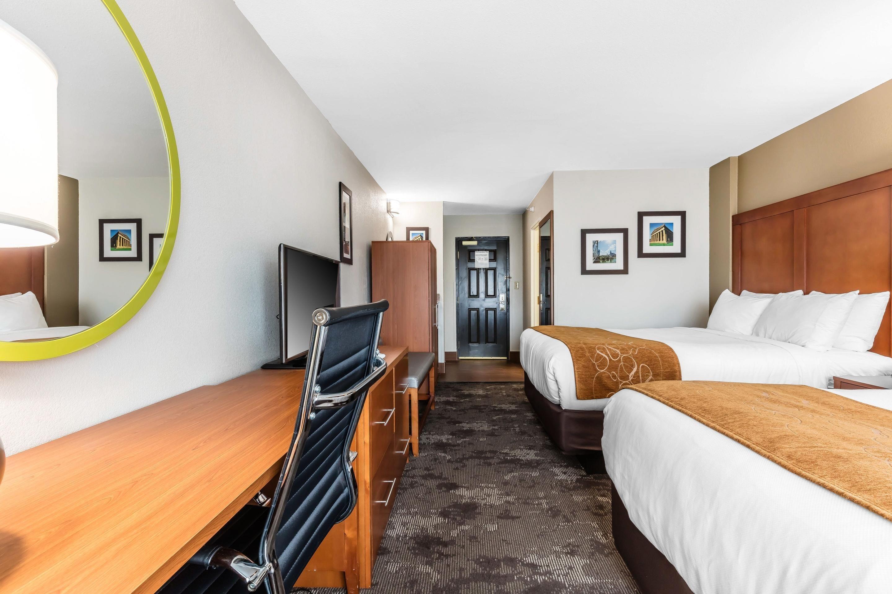 Comfort & Near Tanger Outlets I-24 Antioch 3*