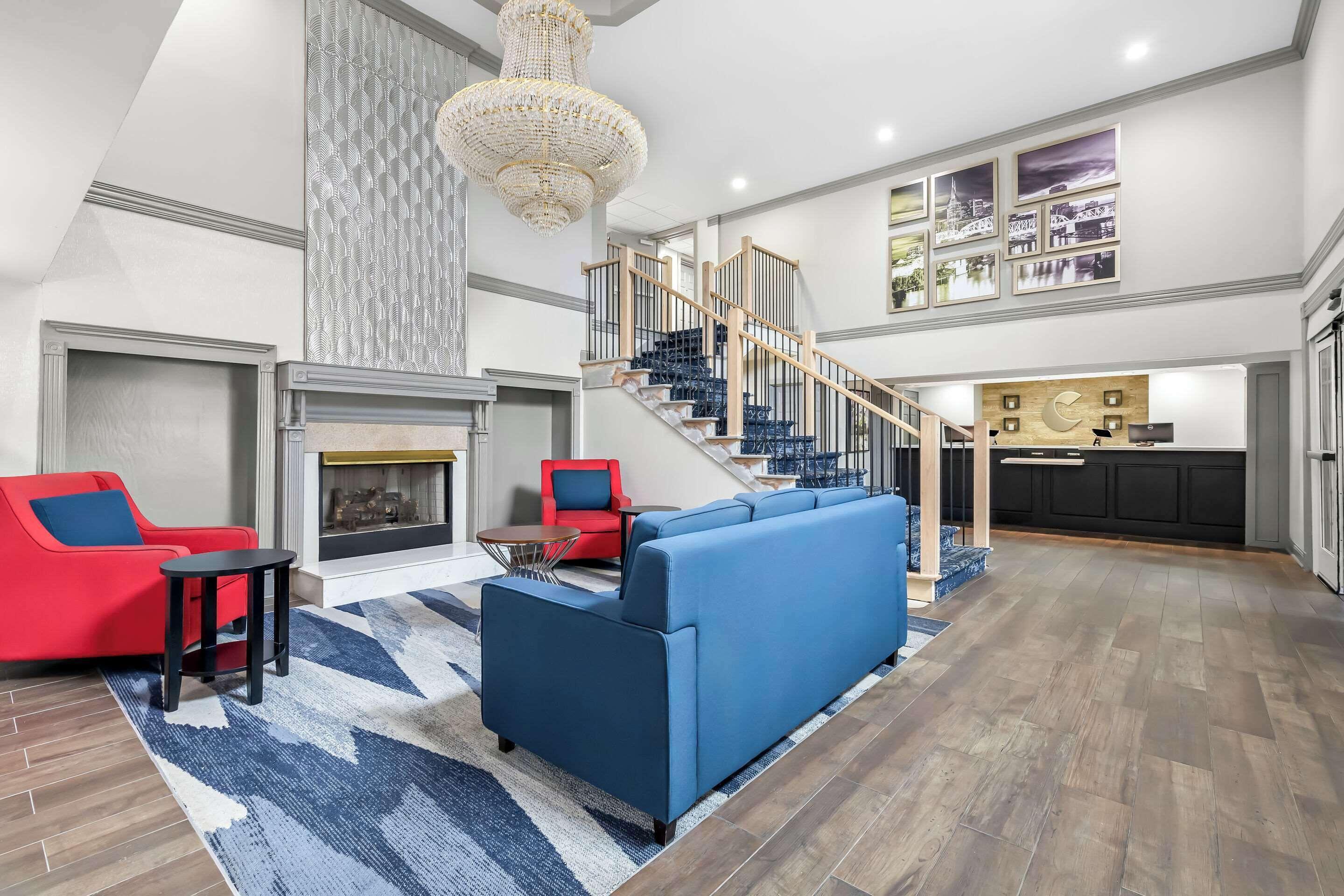 Hotel Comfort & Near Tanger Outlets I-24 Antioch 3*