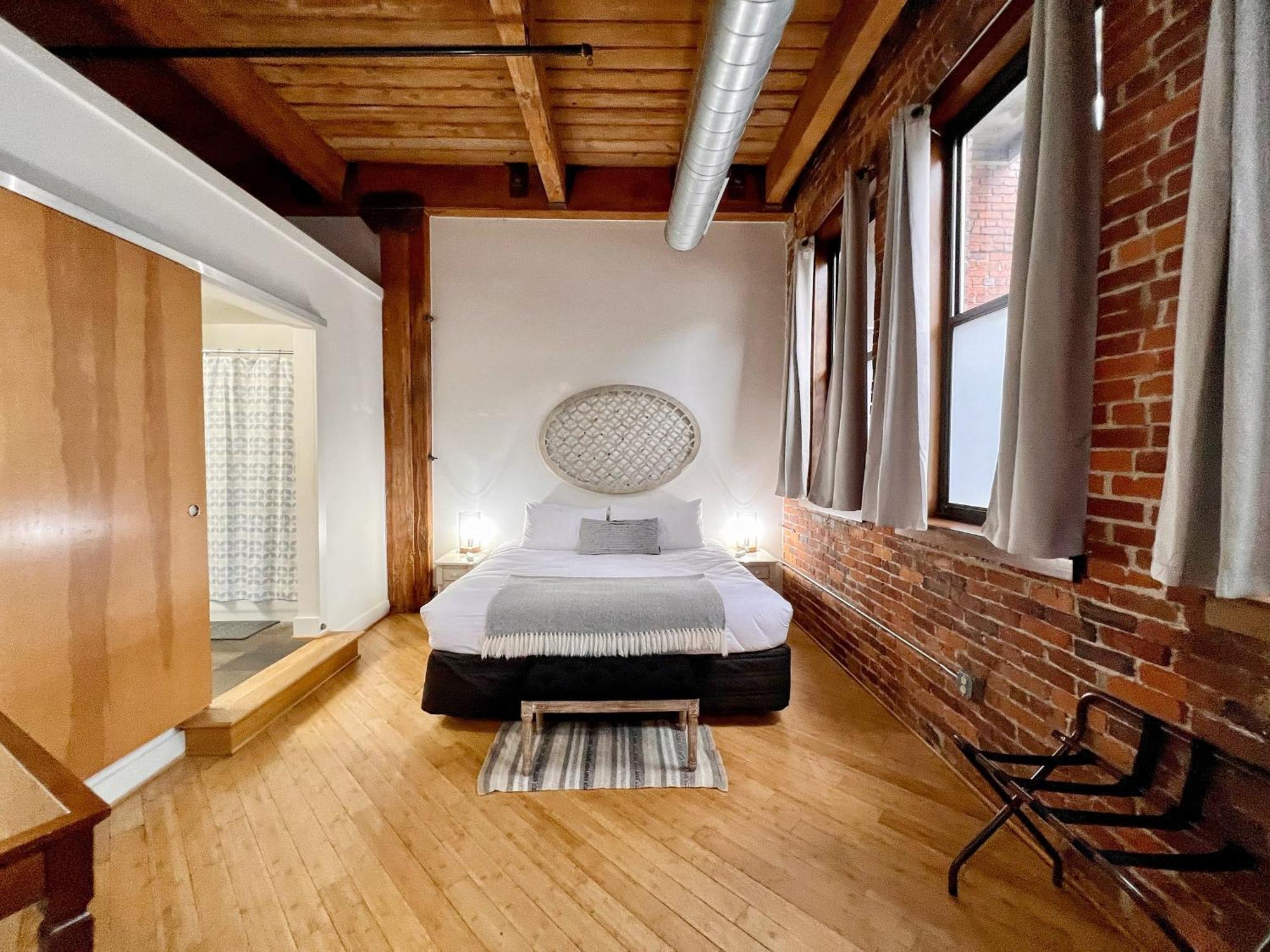 No Show Jones * Nashville